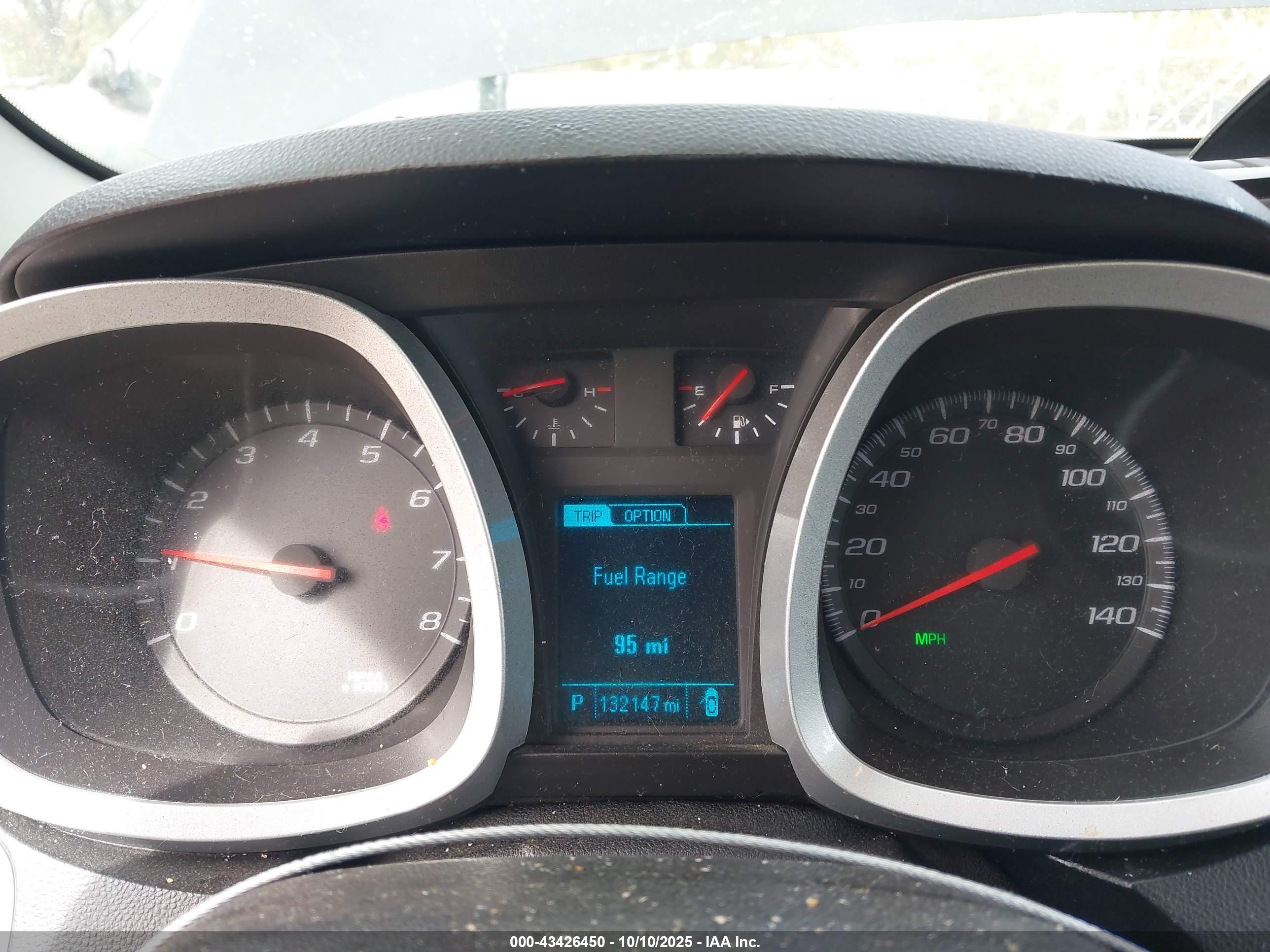 CHEVROLET EQUINOX image 7