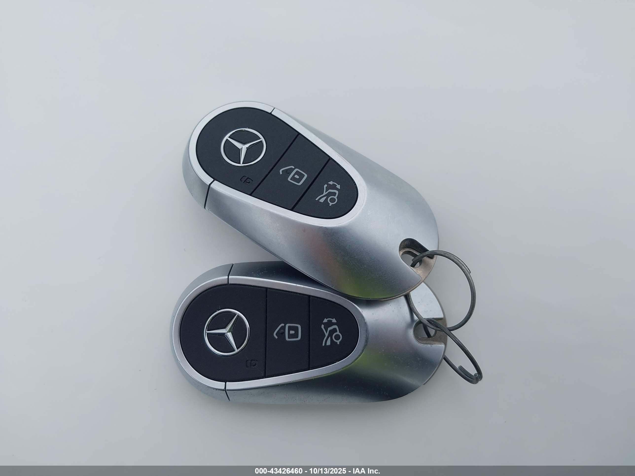 MERCEDES-BENZ C image 11