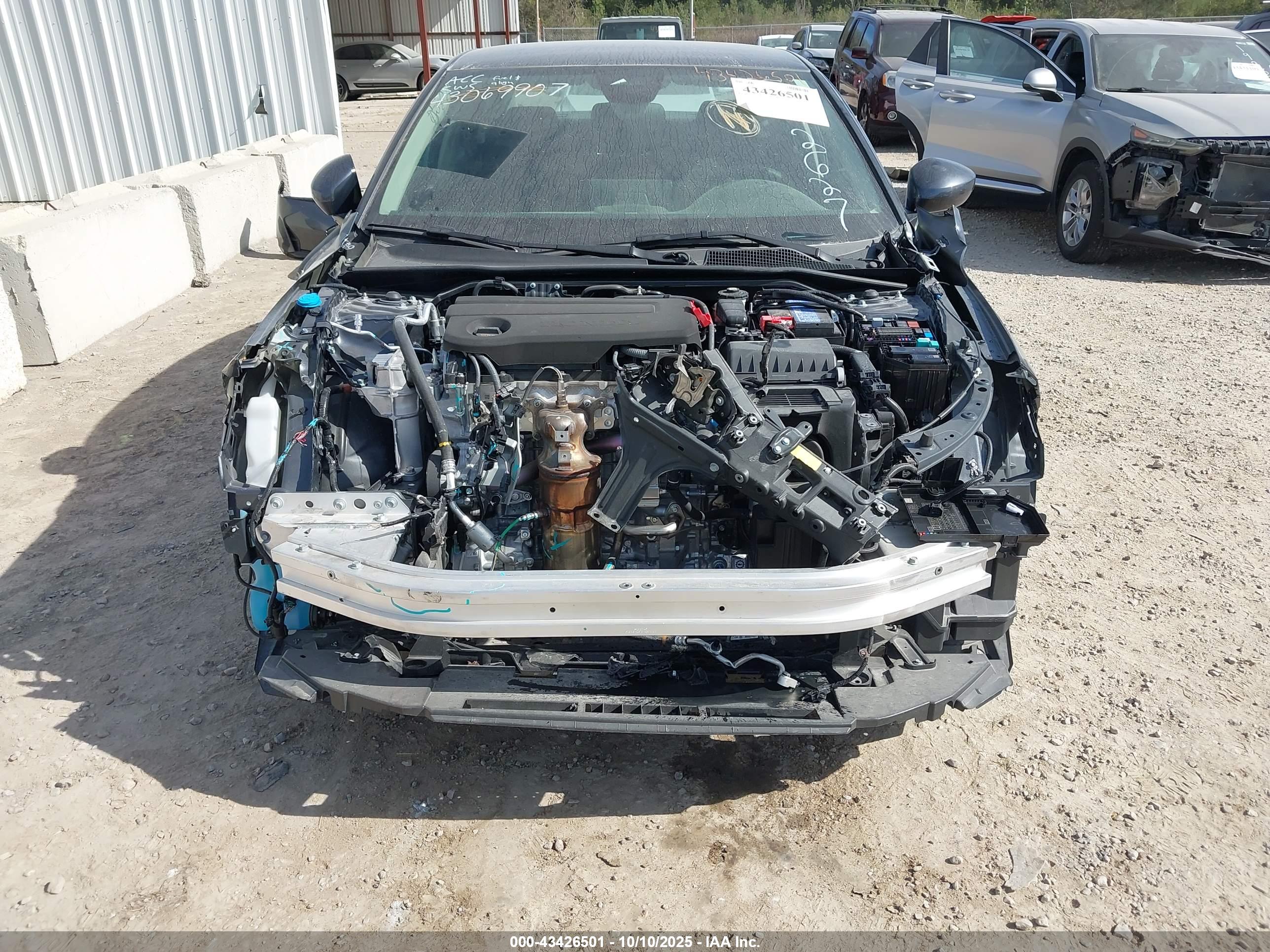HONDA CIVIC image 6