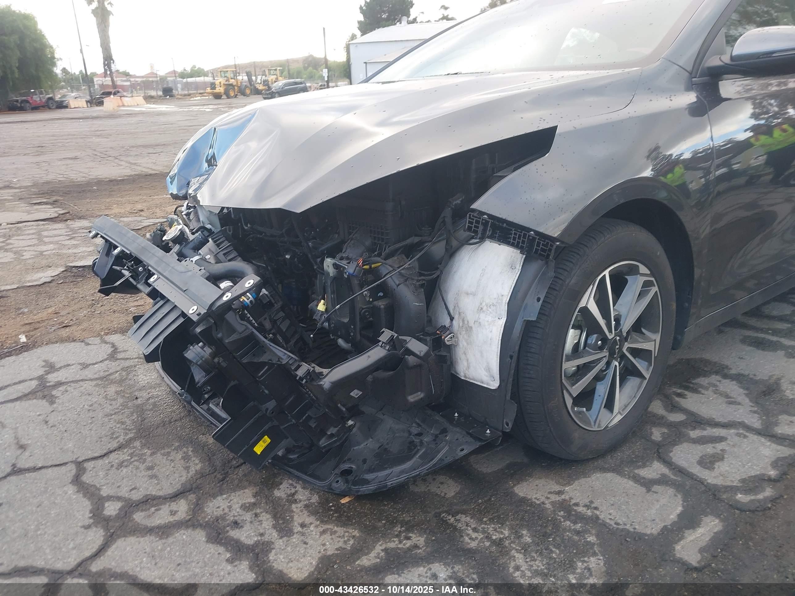 KIA FORTE image 6