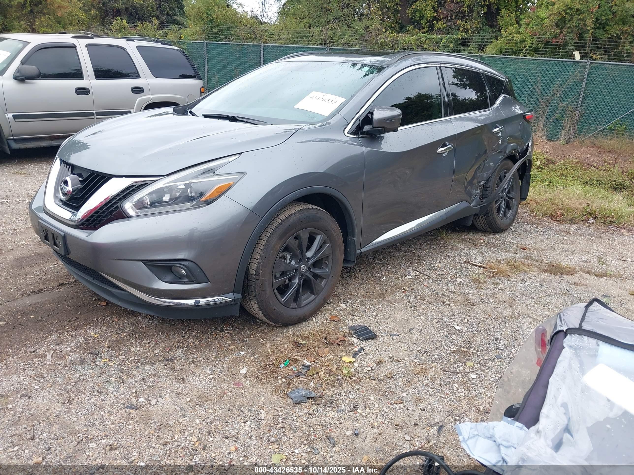 NISSAN MURANO image 2