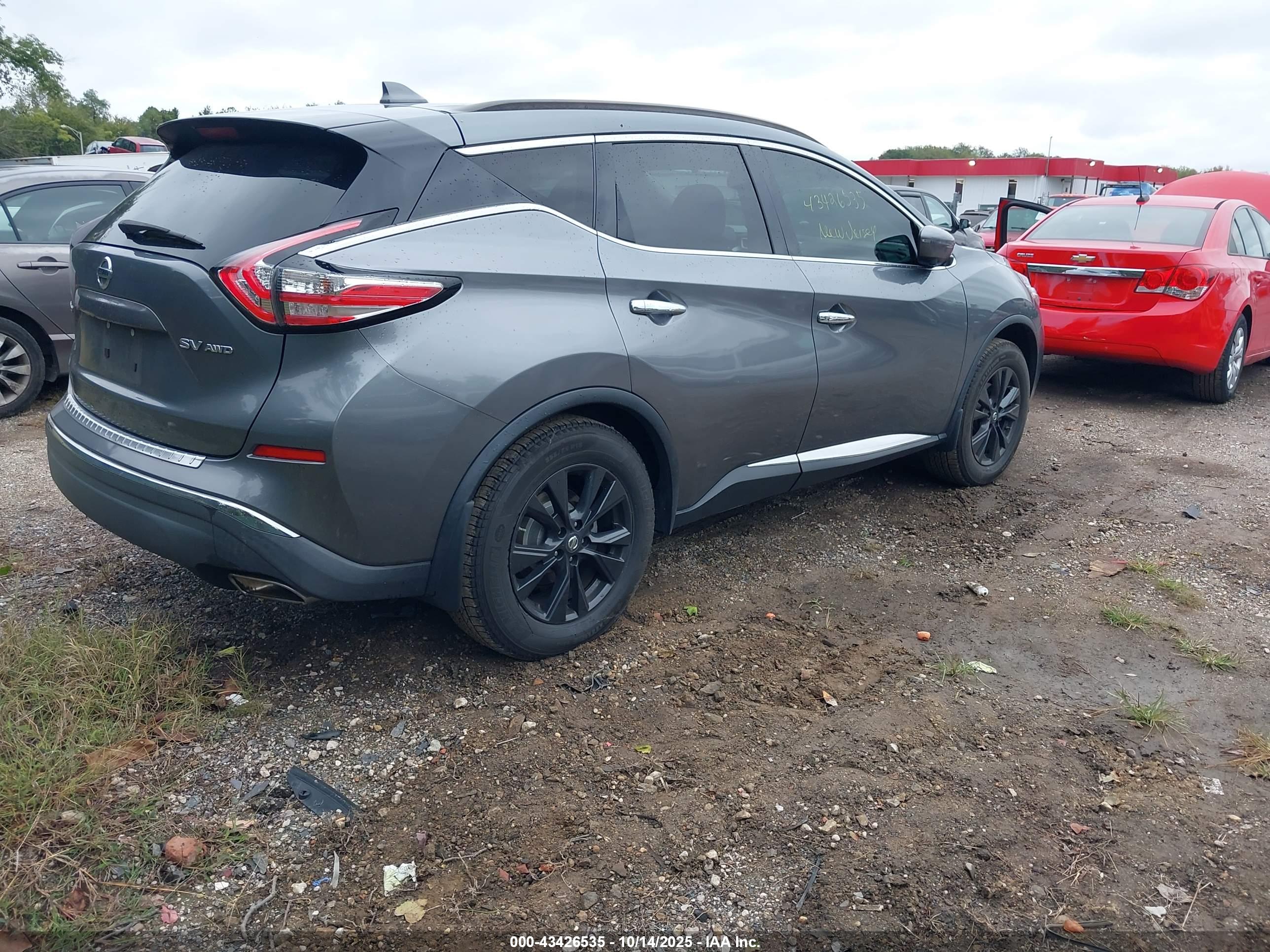 NISSAN MURANO image 4