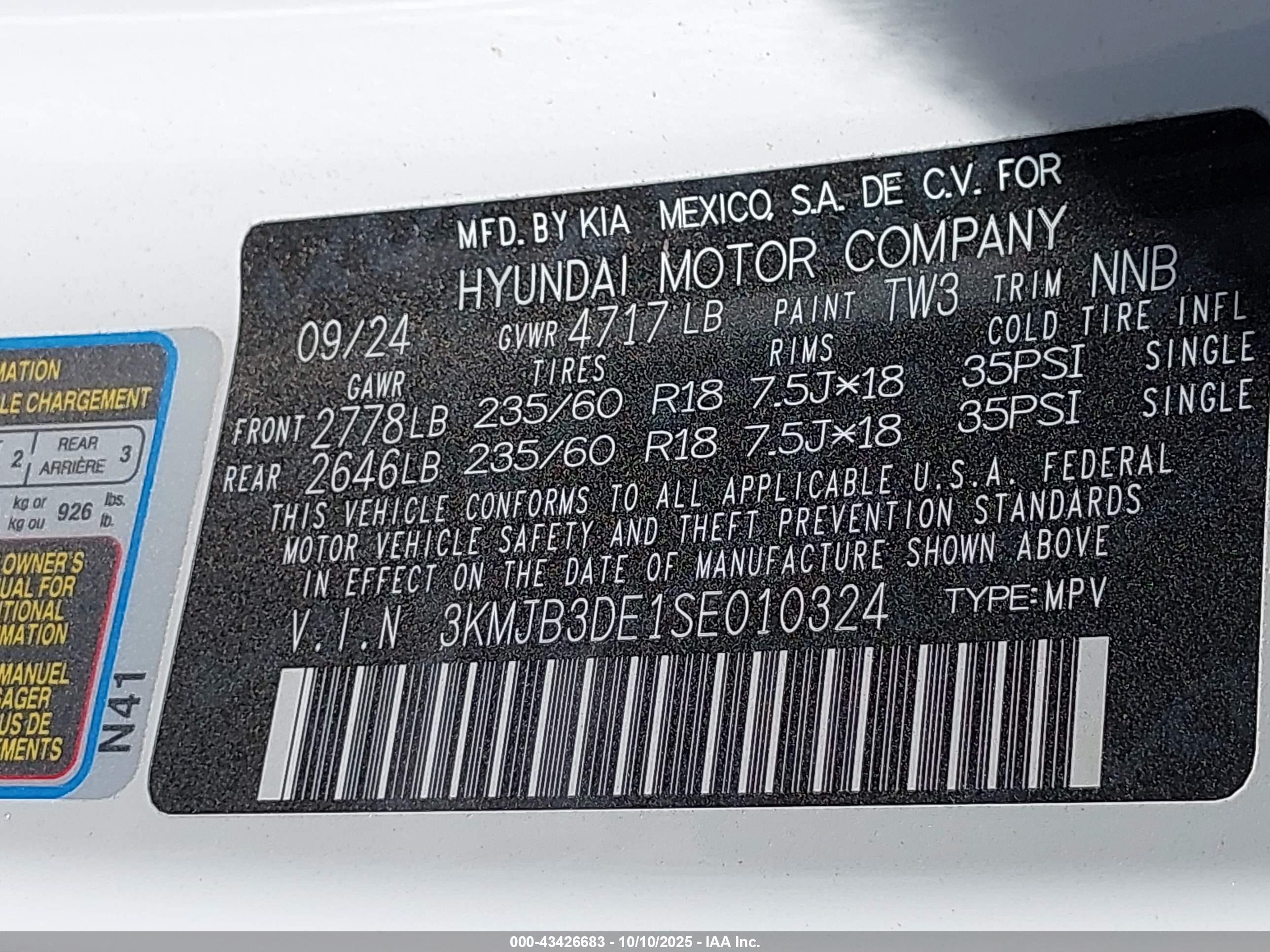HYUNDAI TUCSON image 9