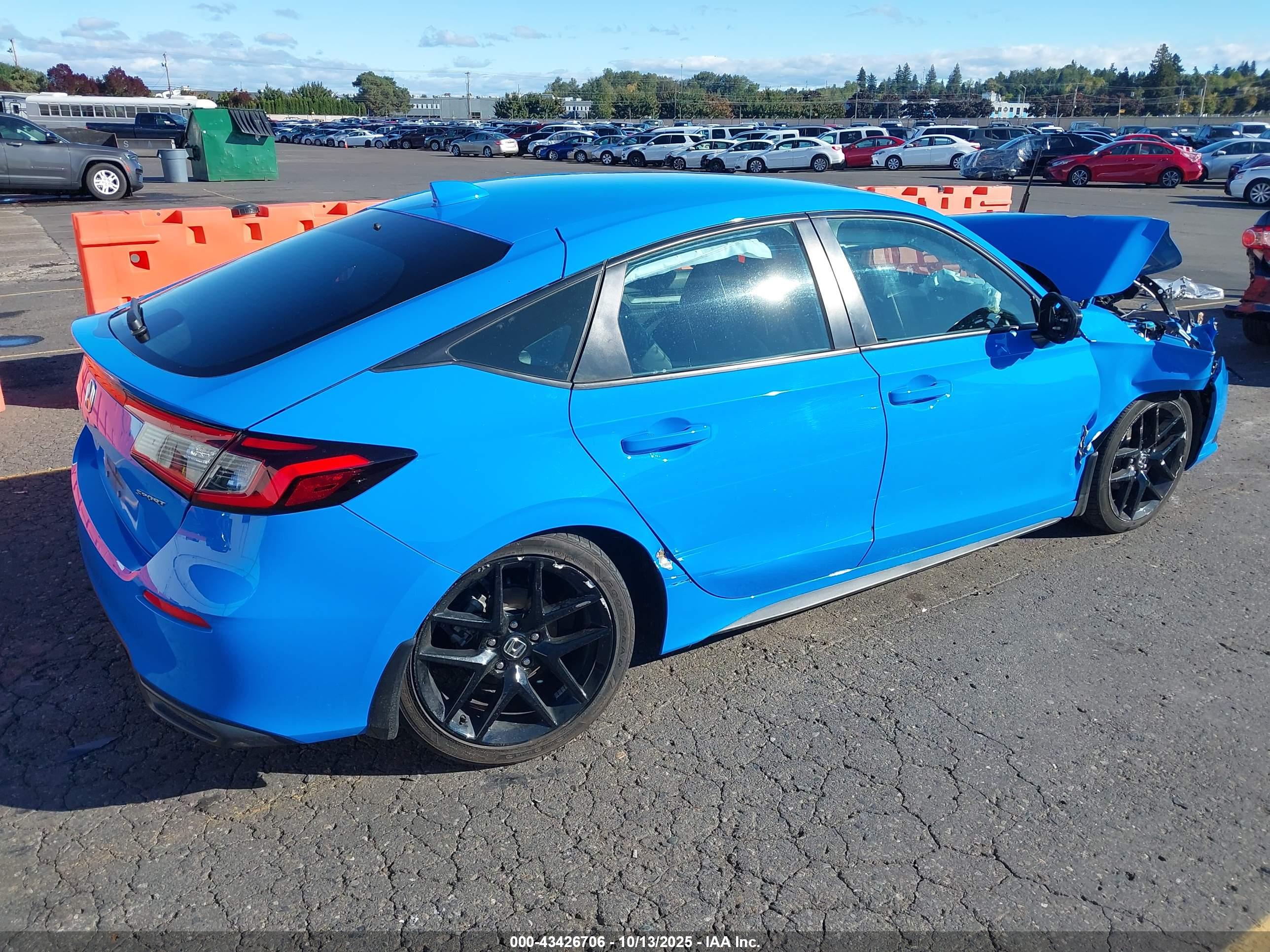 HONDA CIVIC image 4