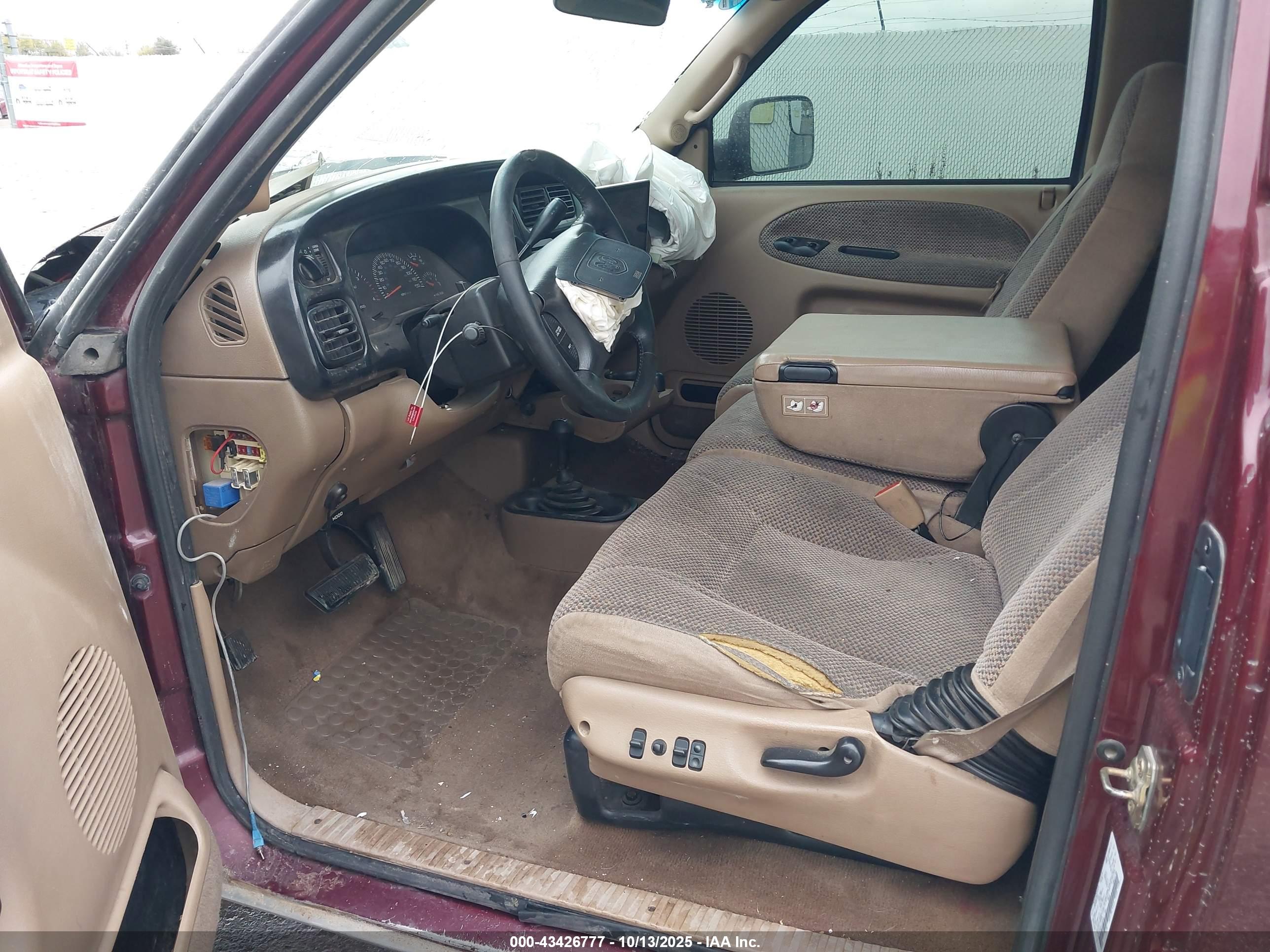 DODGE RAM image 5