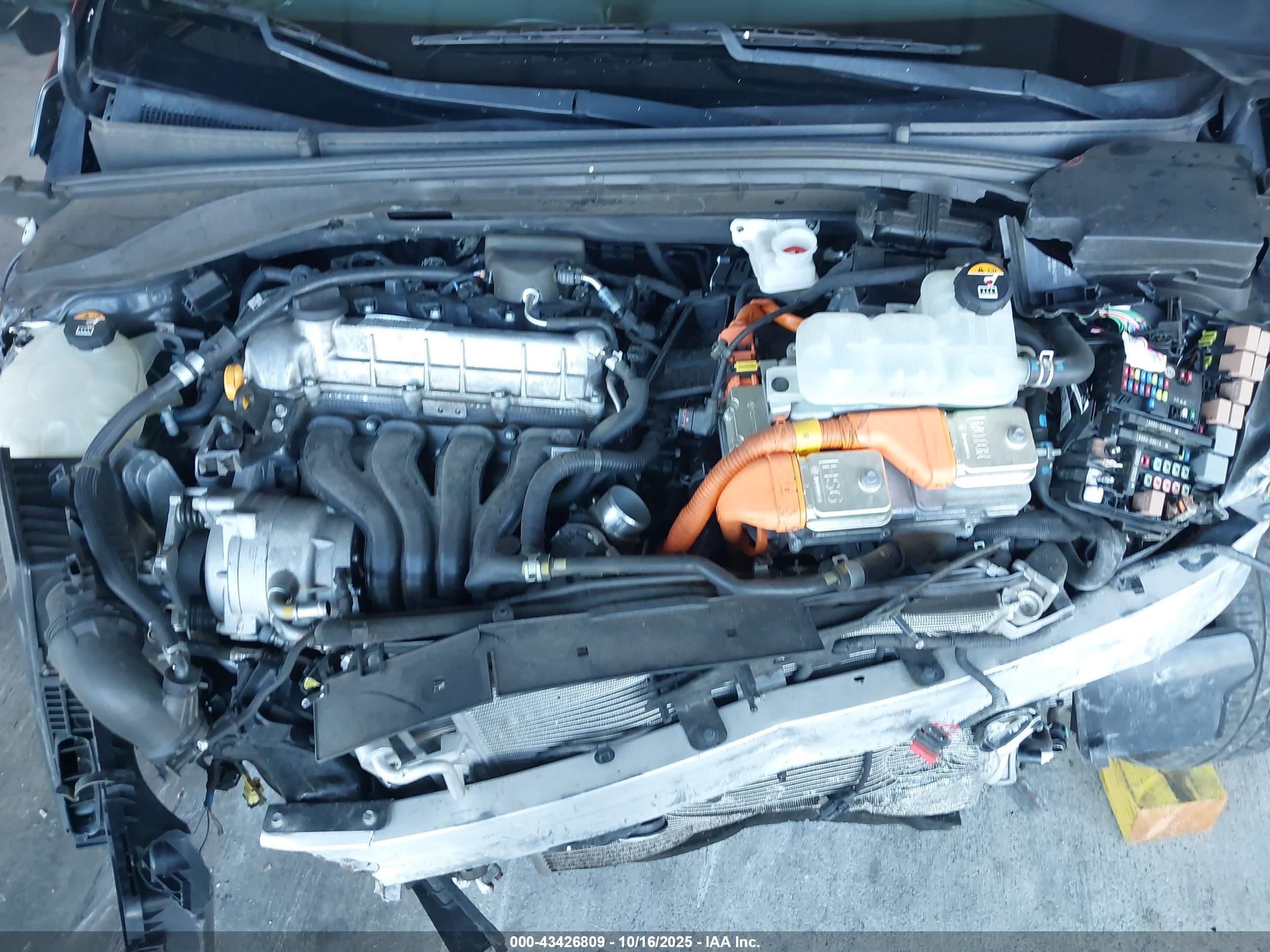 HYUNDAI IONIQ image 10