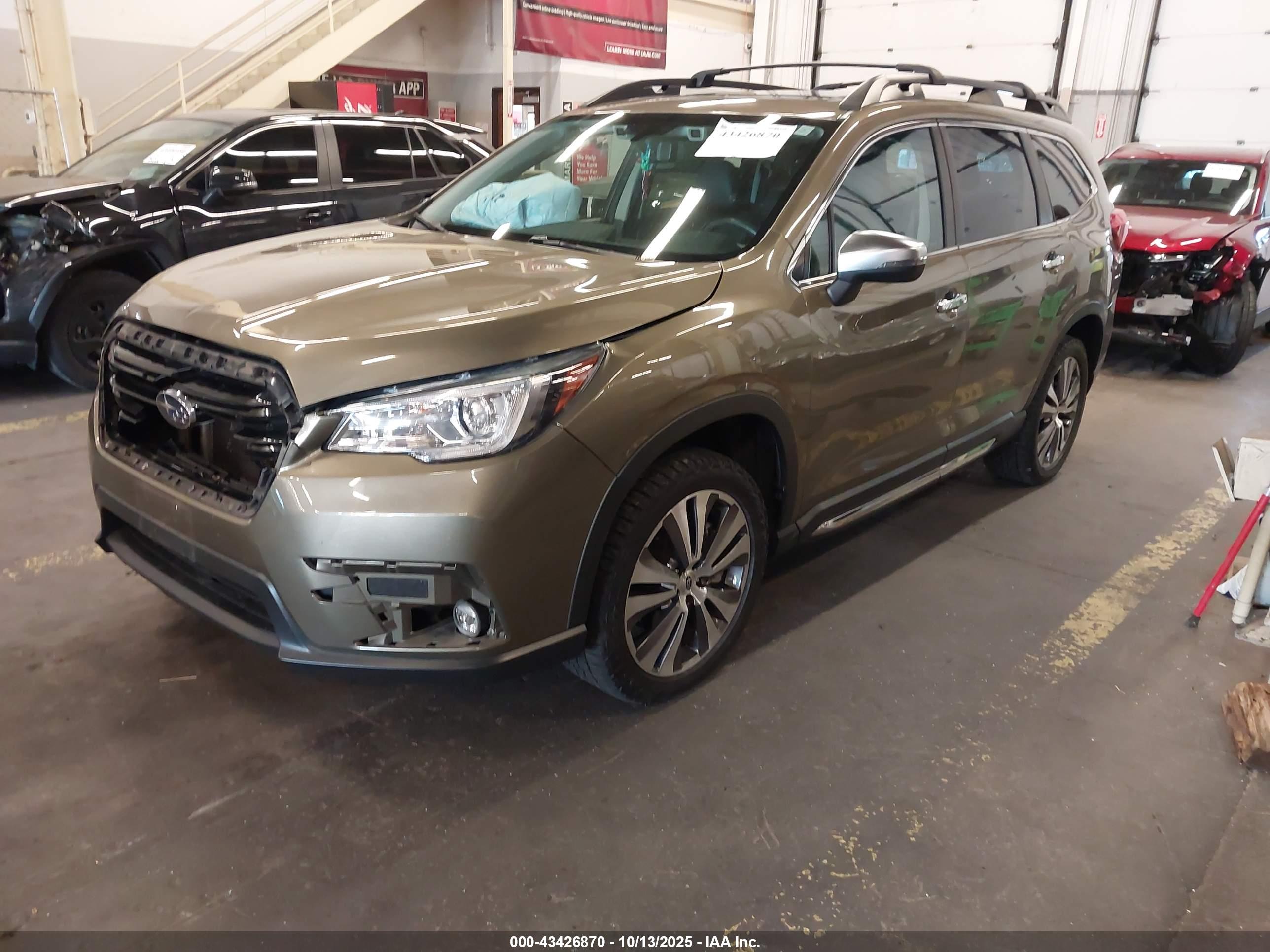 SUBARU ASCENT image 2