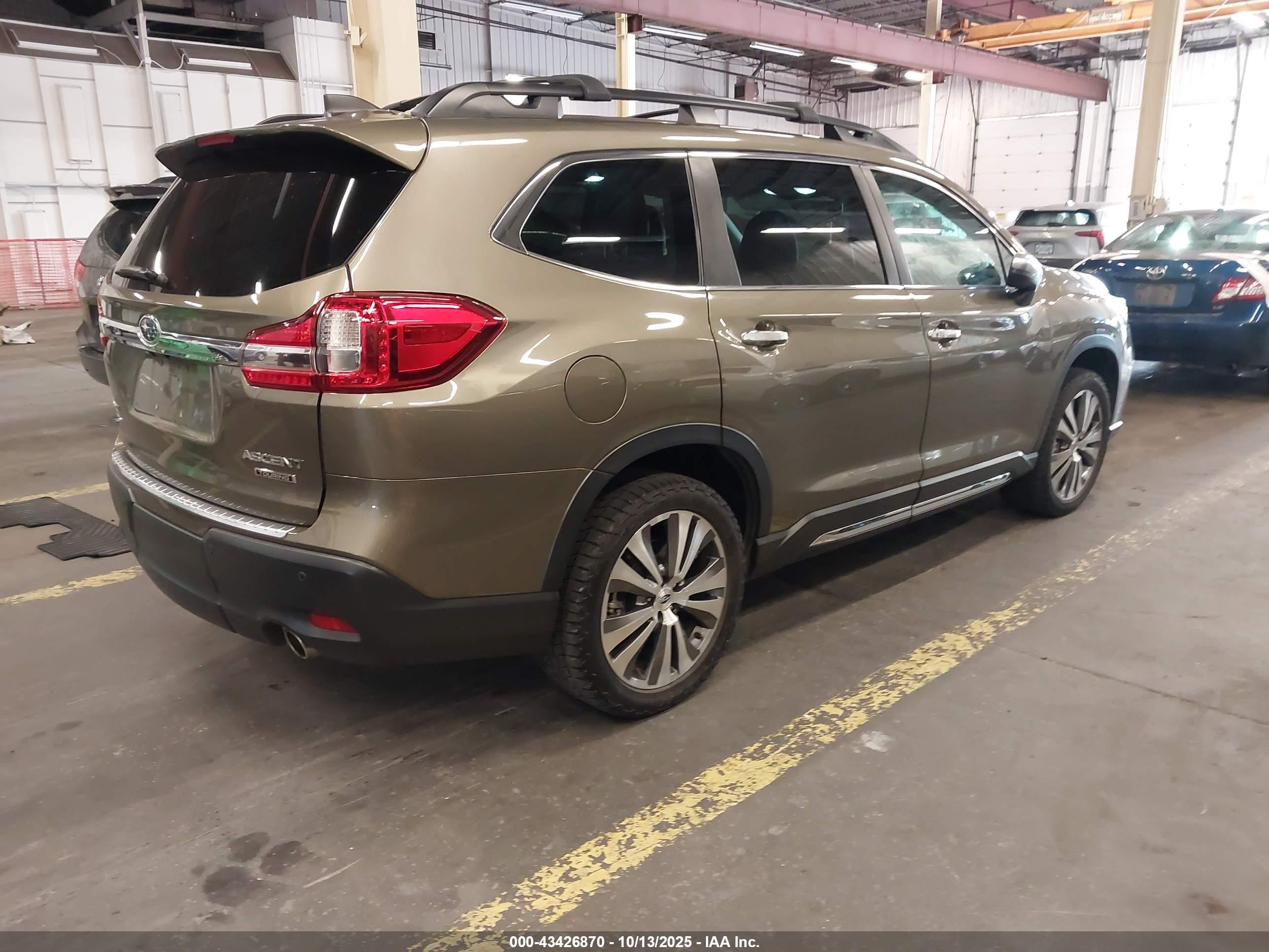 SUBARU ASCENT image 4