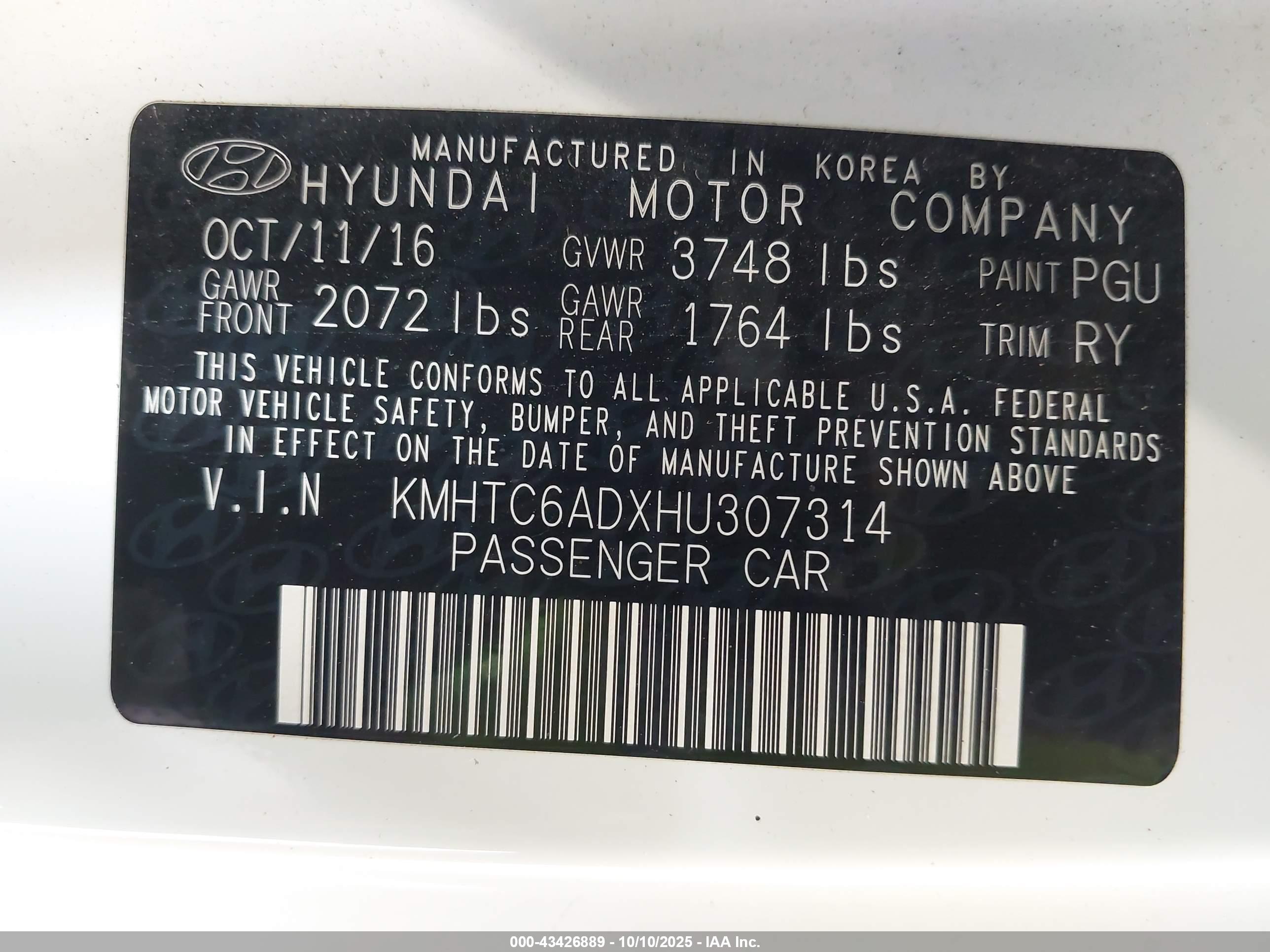 HYUNDAI VELOSTER image 9