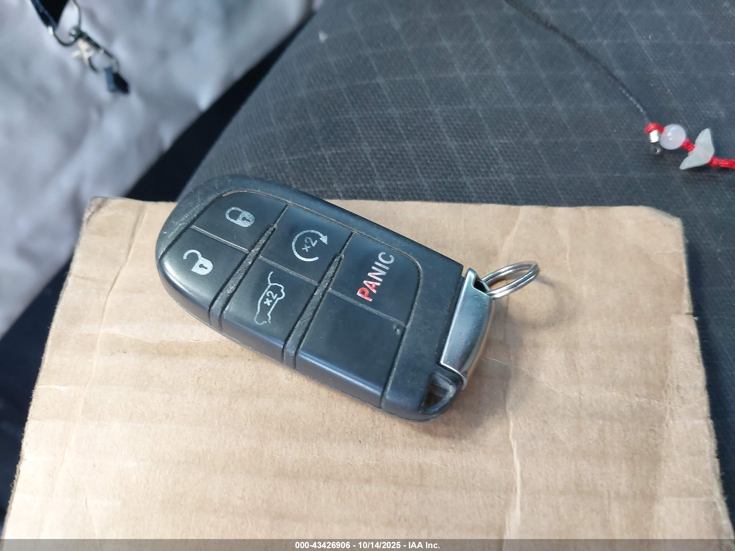 JEEP GRAND image 11