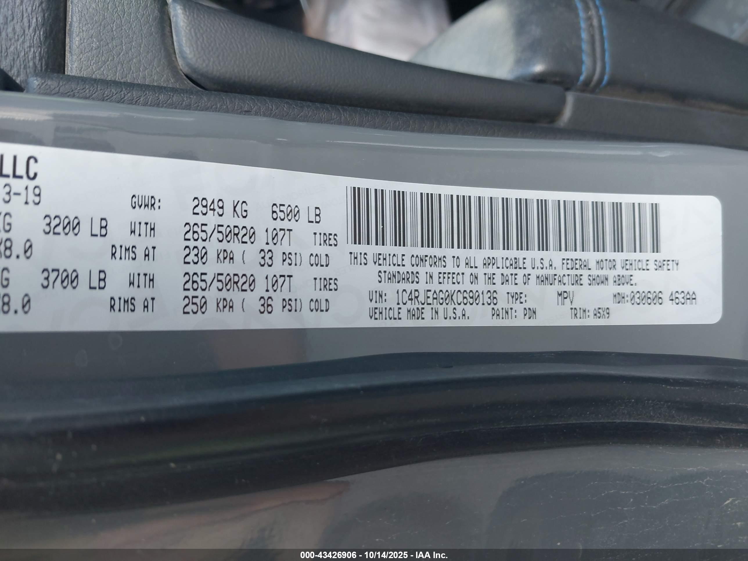 JEEP GRAND image 9
