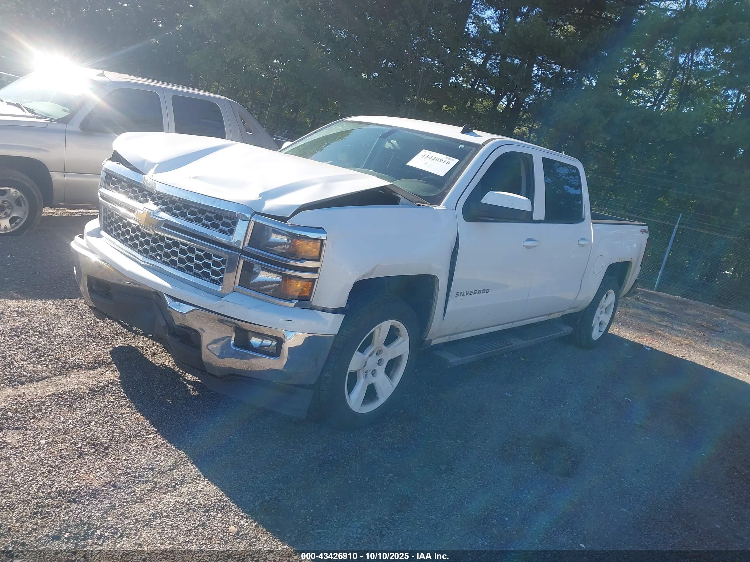 CHEVROLET SILVERADO image 2