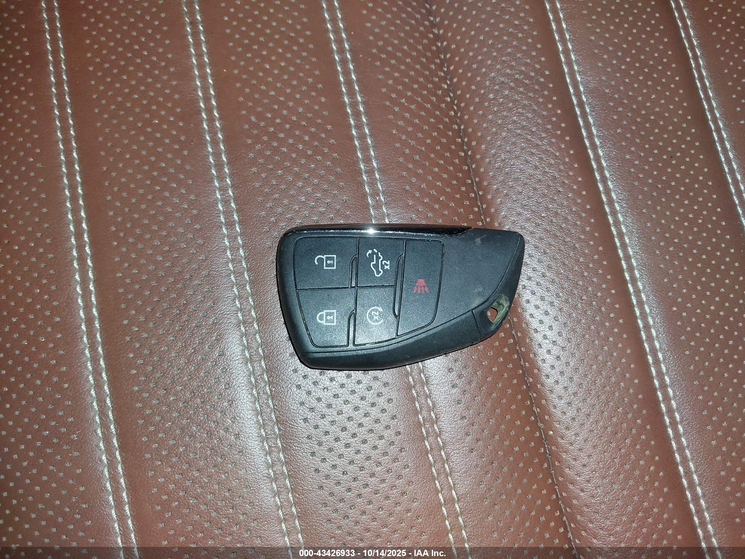 GMC SIERRA image 11