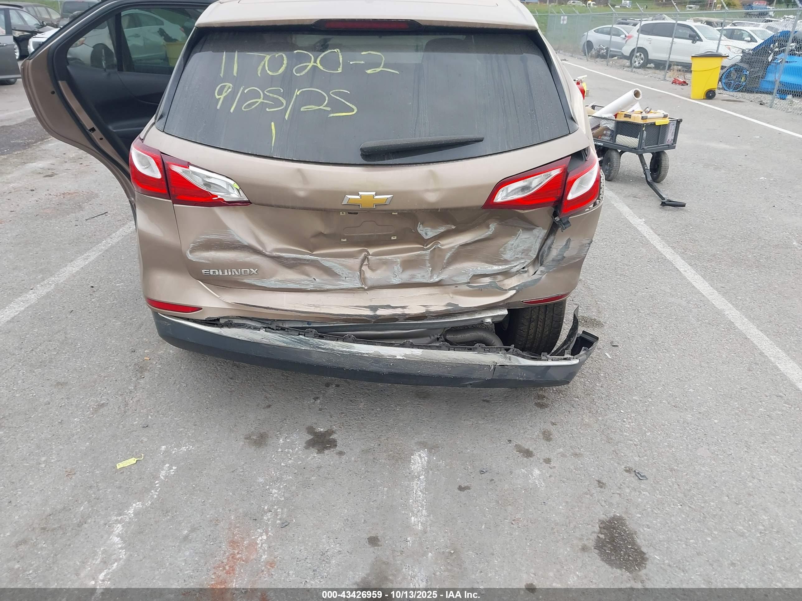 CHEVROLET EQUINOX image 6