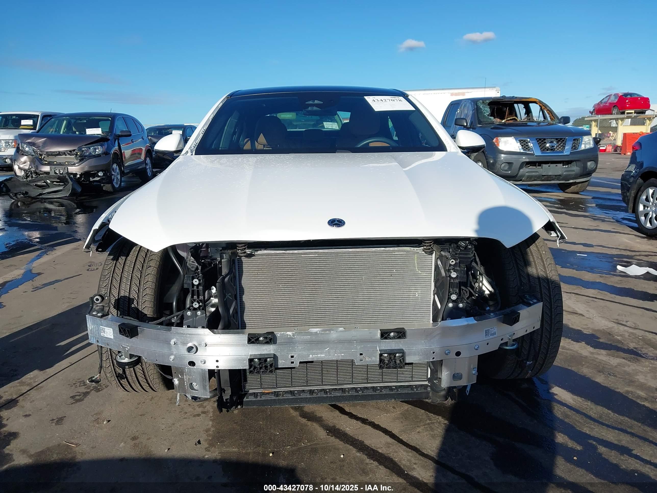 MERCEDES-BENZ E image 6