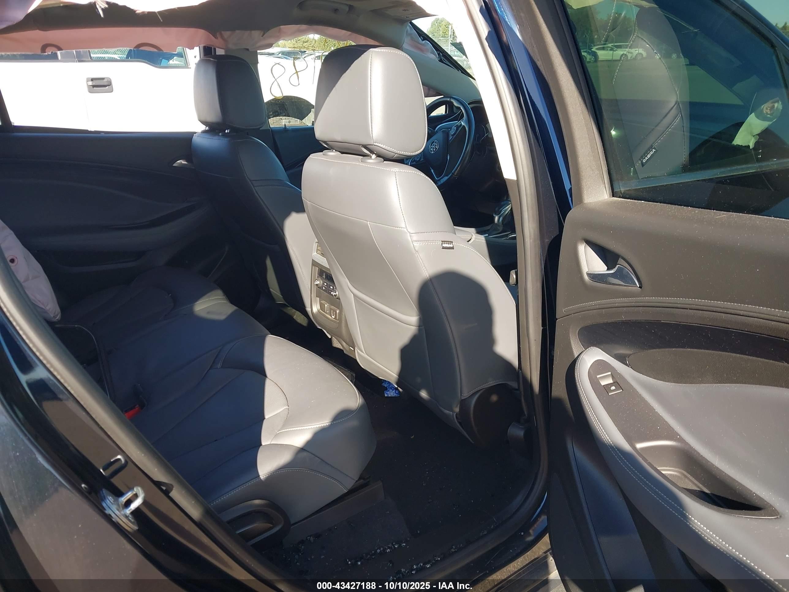 BUICK ENVISION image 8