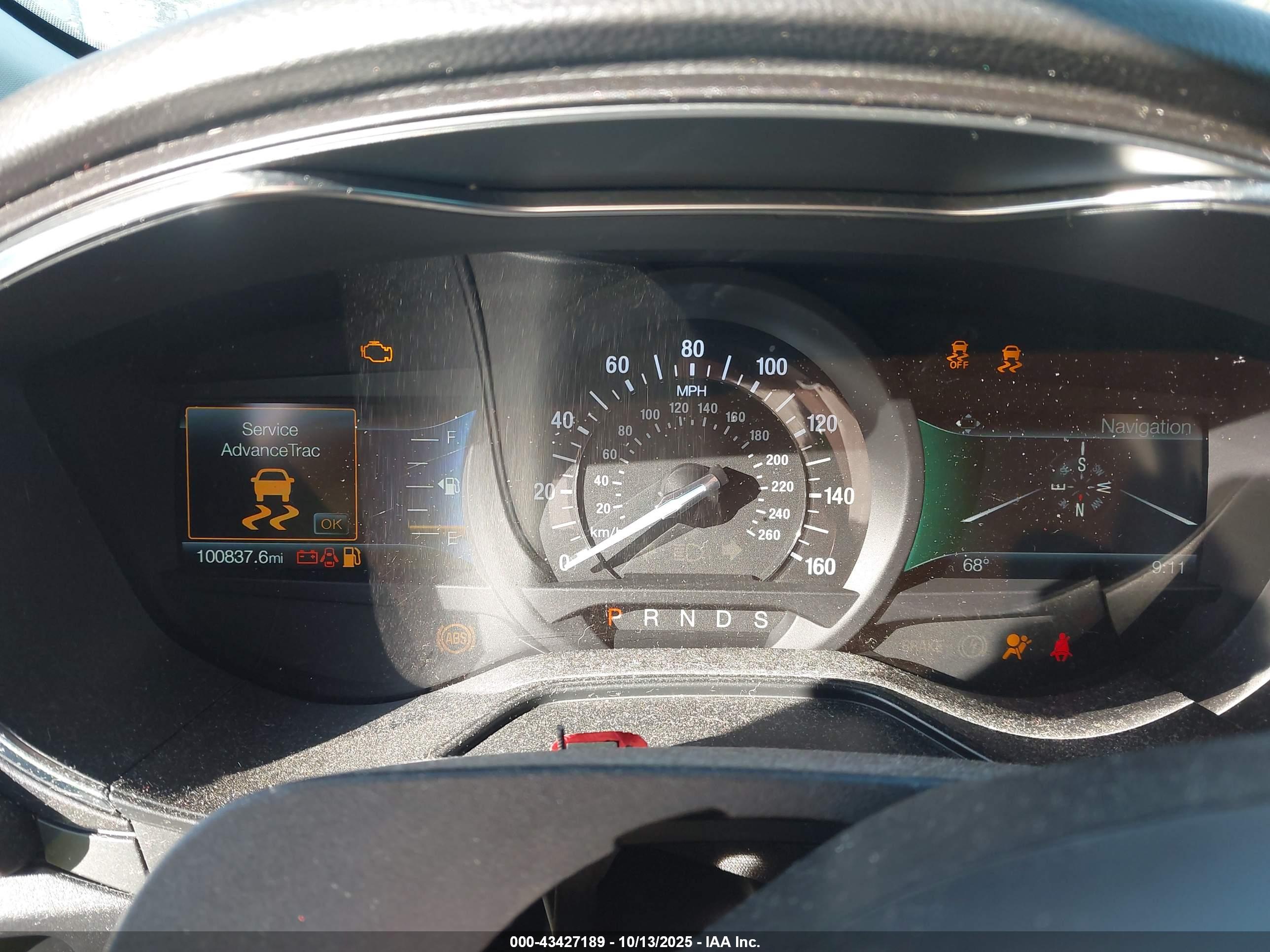 FORD FUSION image 7