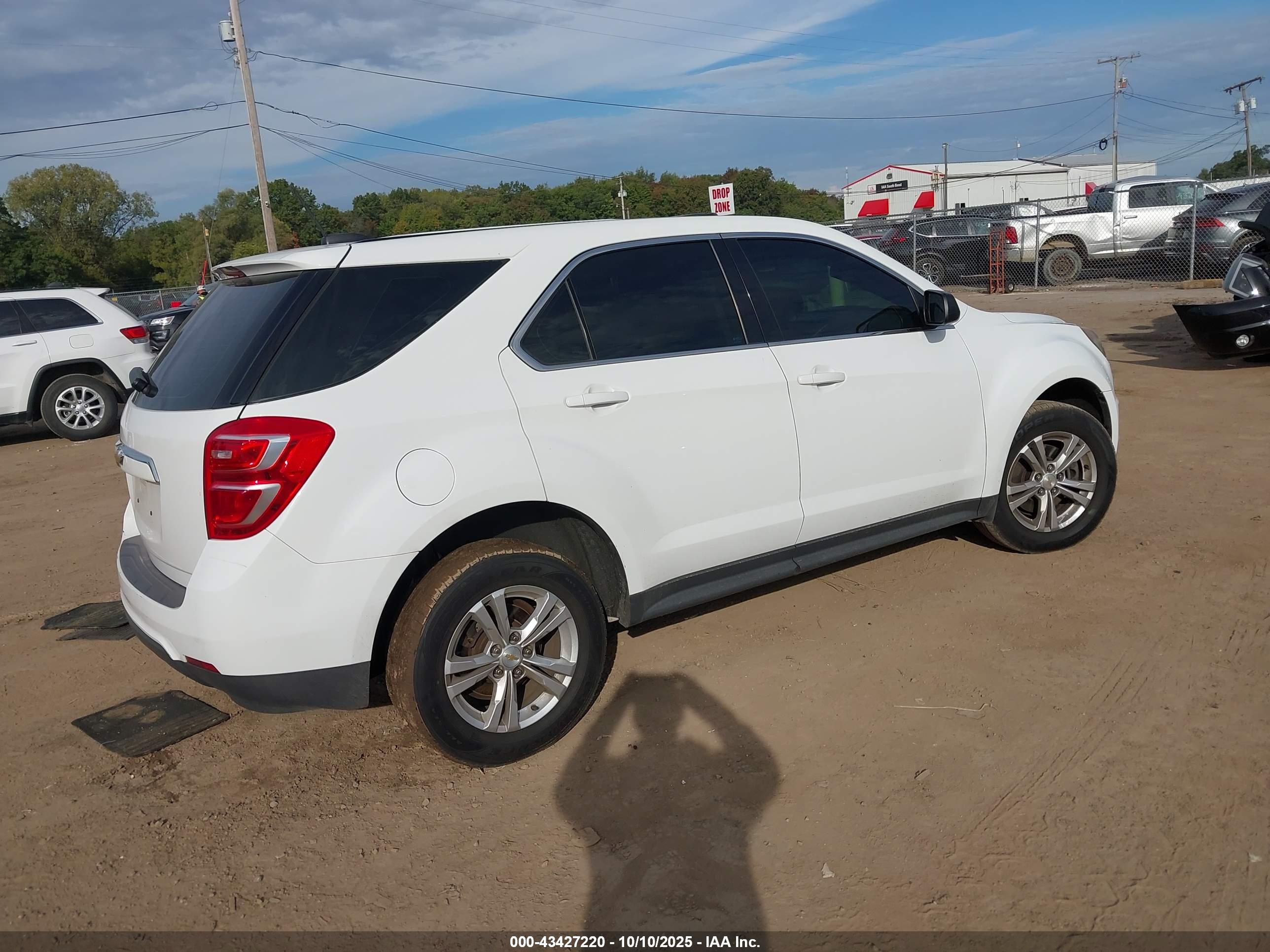 CHEVROLET EQUINOX image 4
