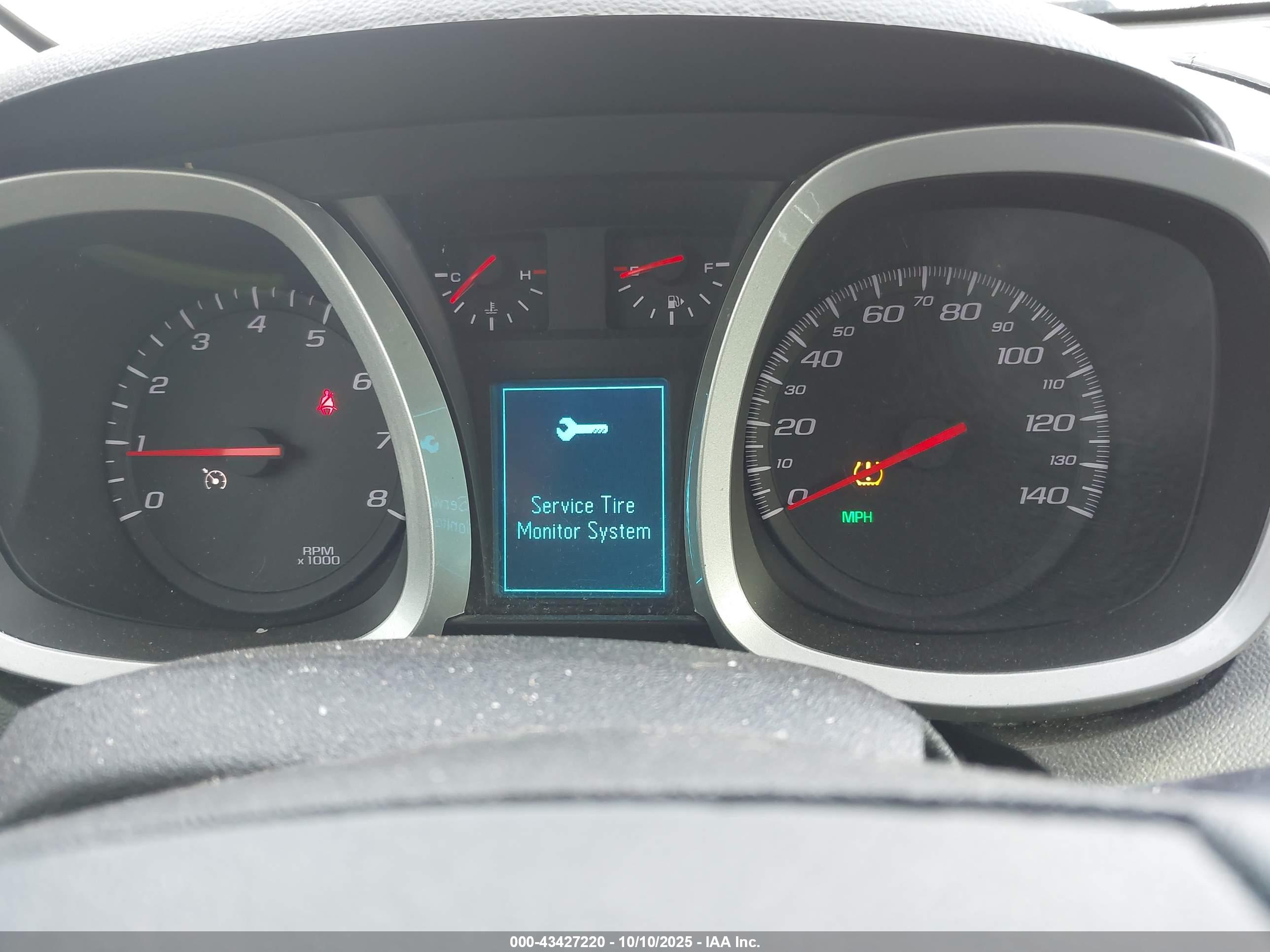 CHEVROLET EQUINOX image 7