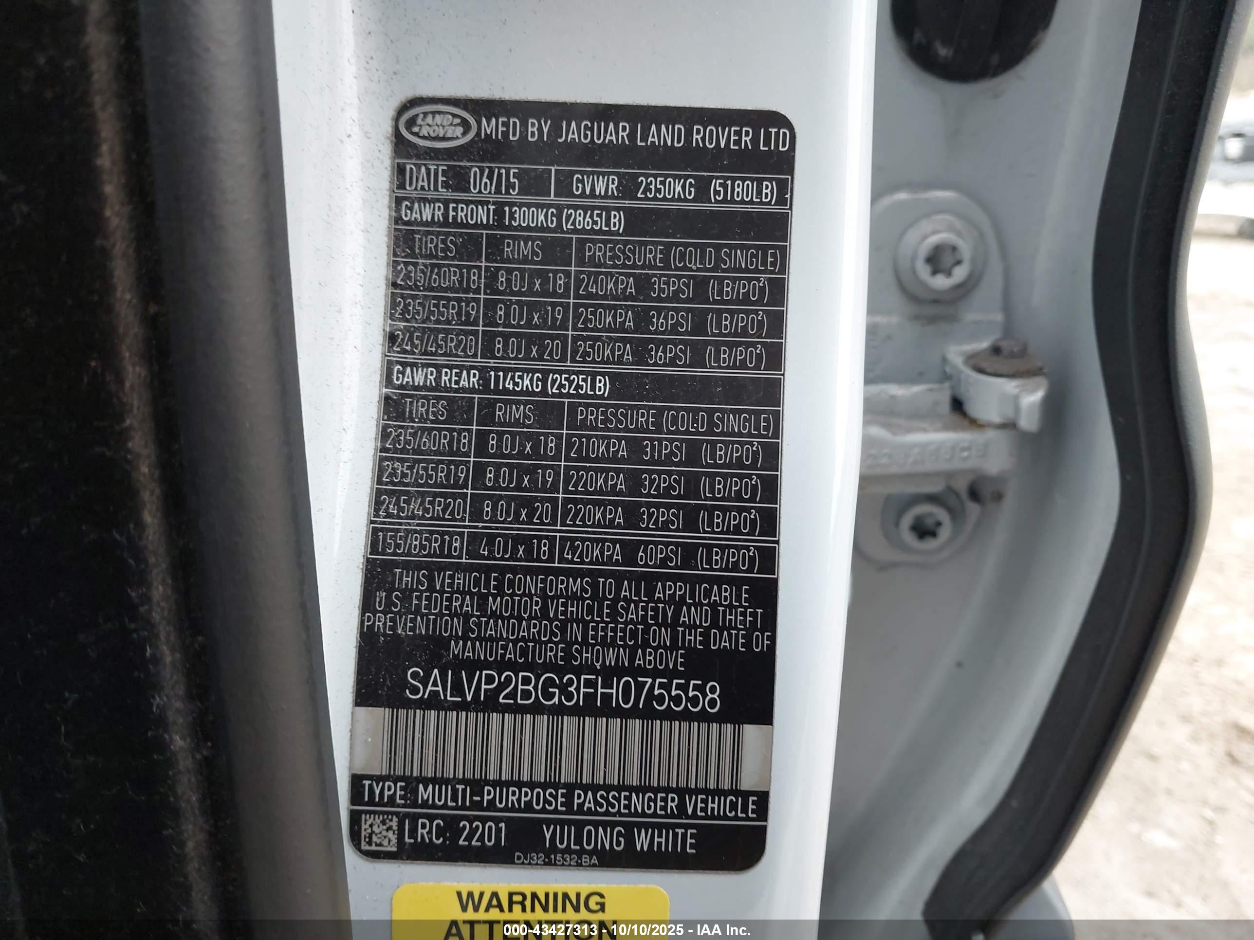 LAND ROVER image 9