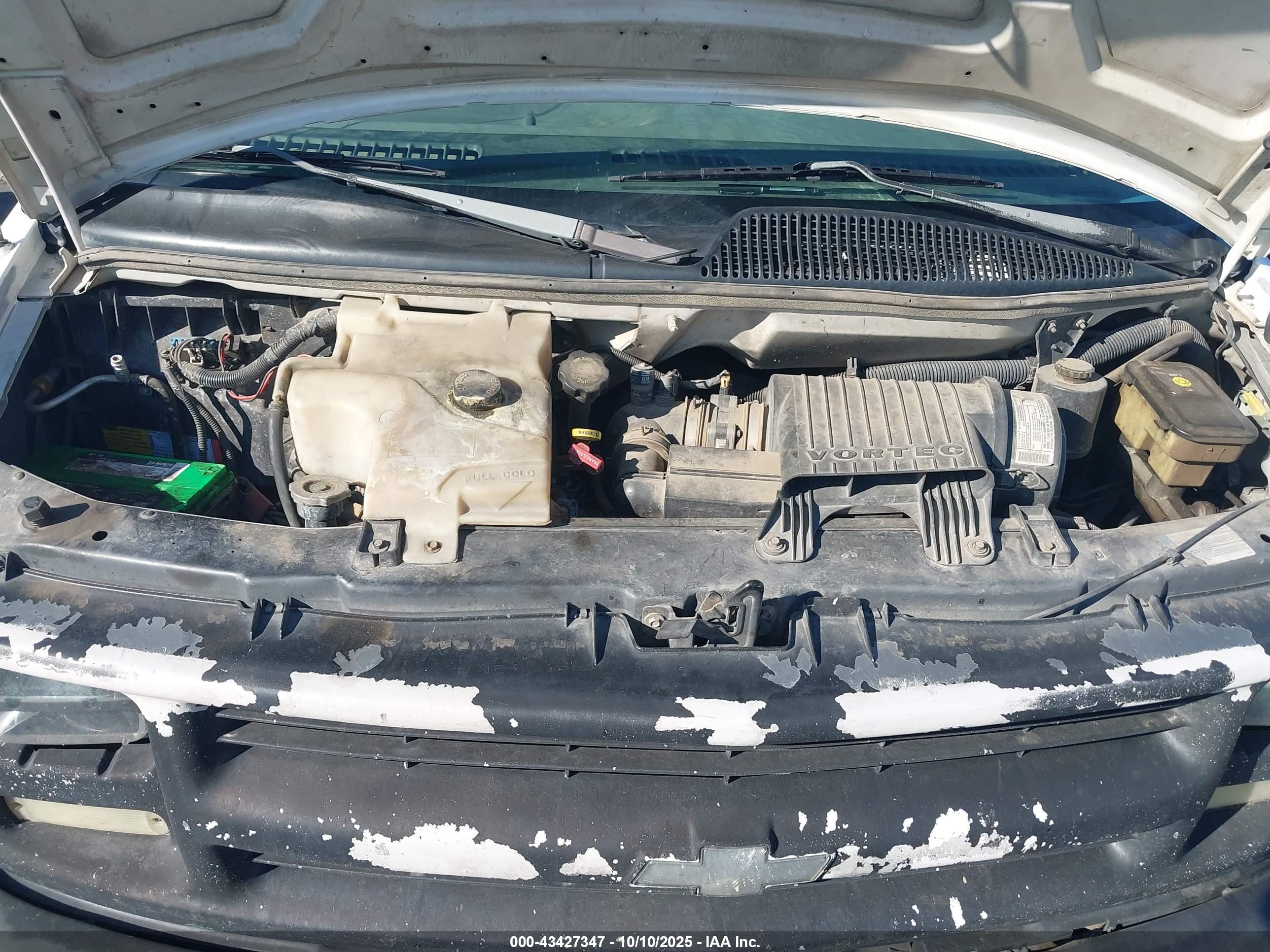 CHEVROLET EXPRESS image 10