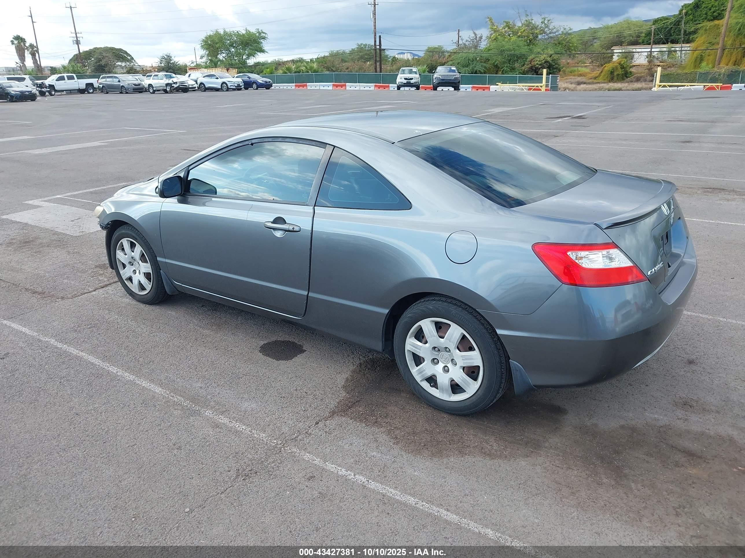 HONDA CIVIC image 3