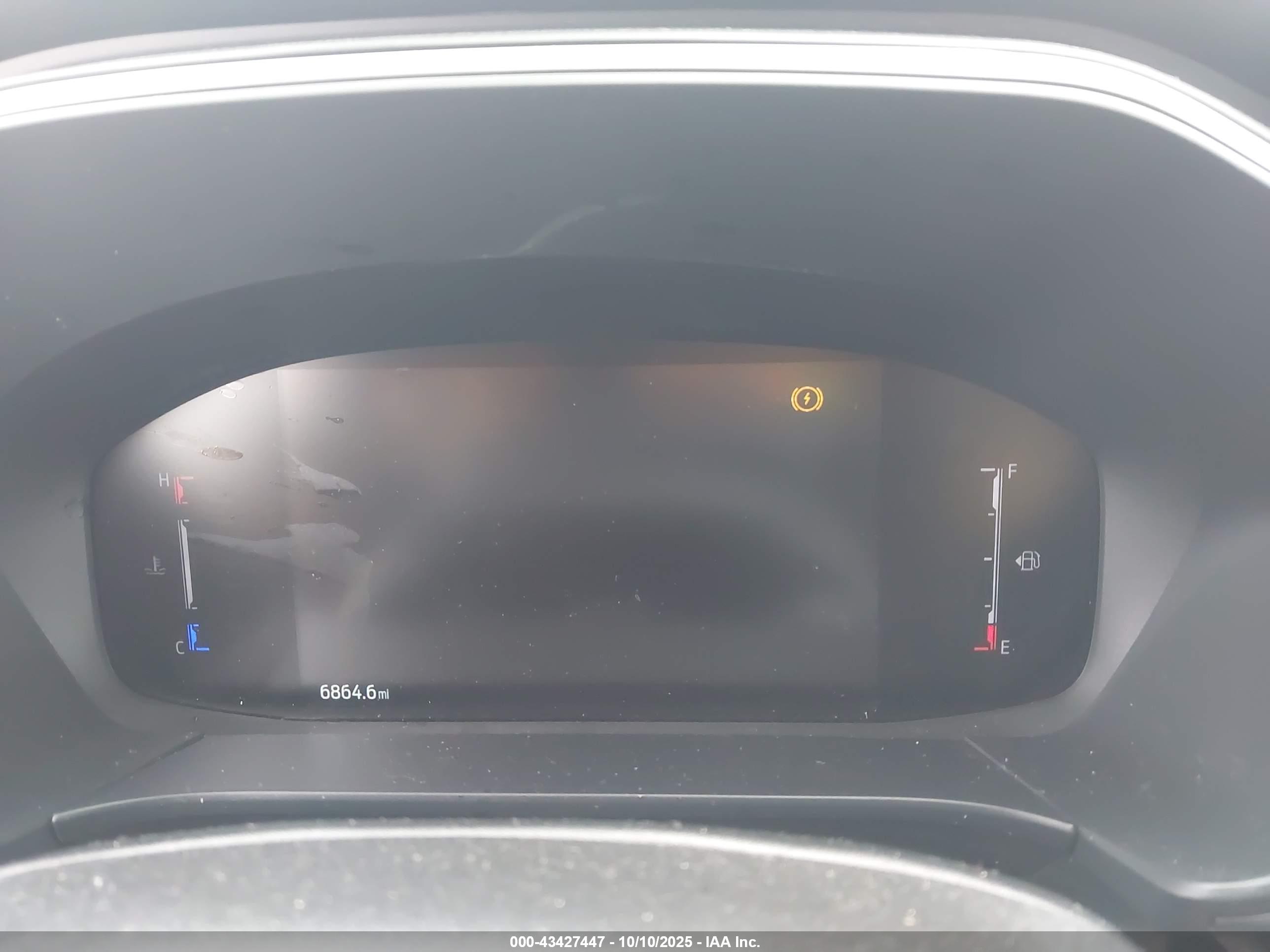 FORD ESCAPE image 7