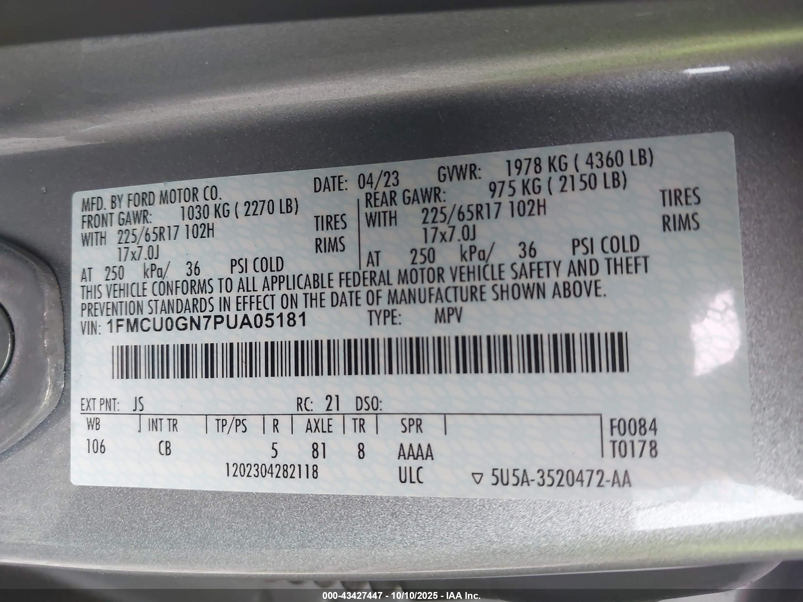 FORD ESCAPE image 9