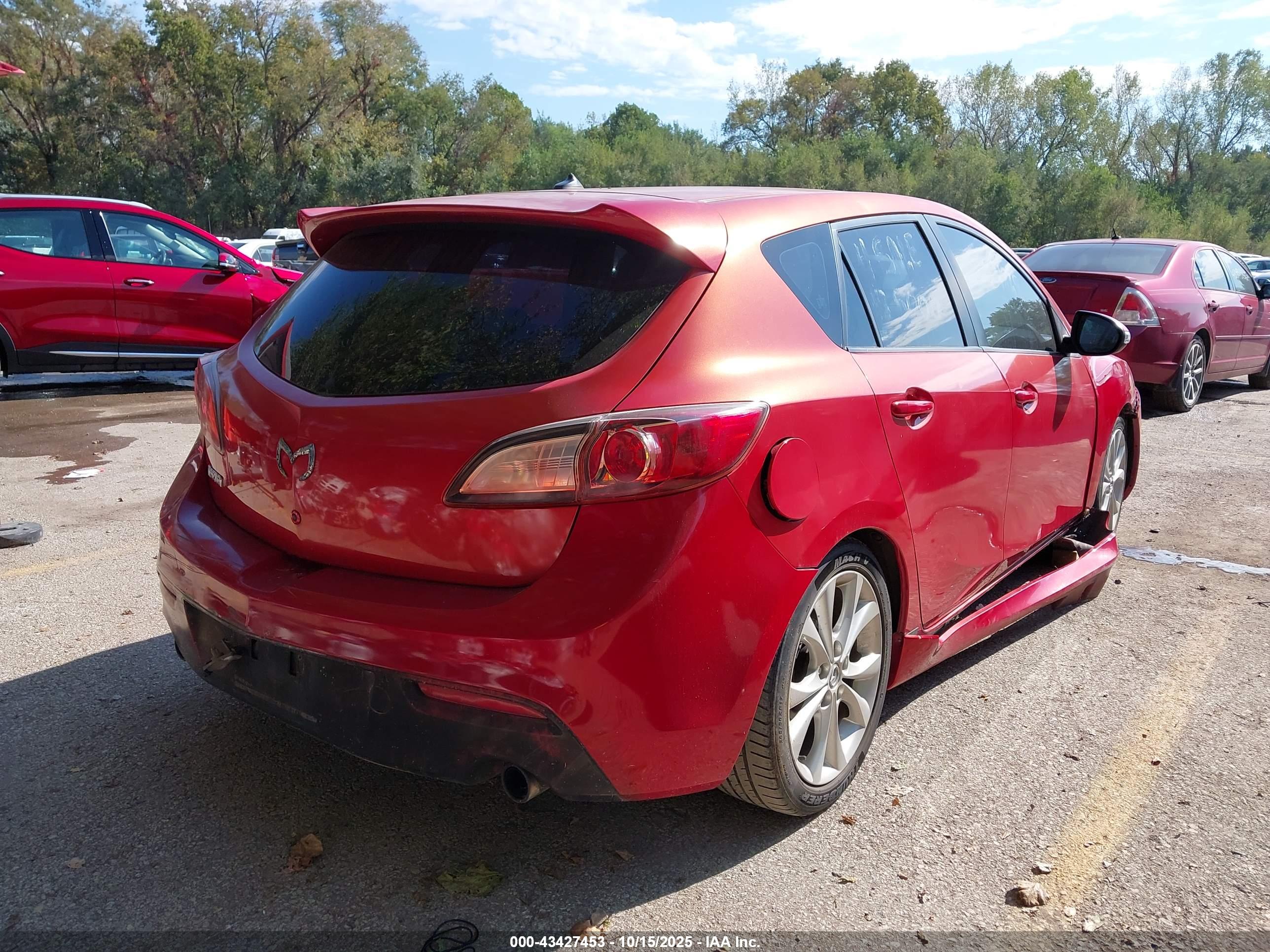 MAZDA MAZDA3 image 4