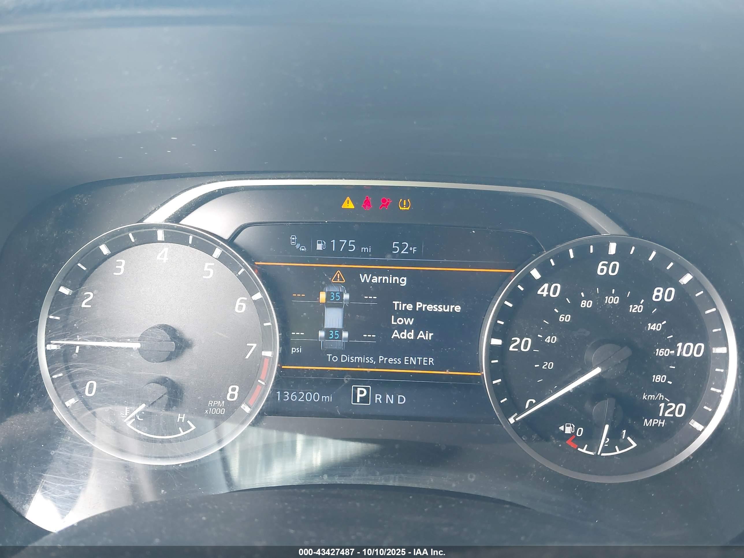 NISSAN FRONTIER image 7