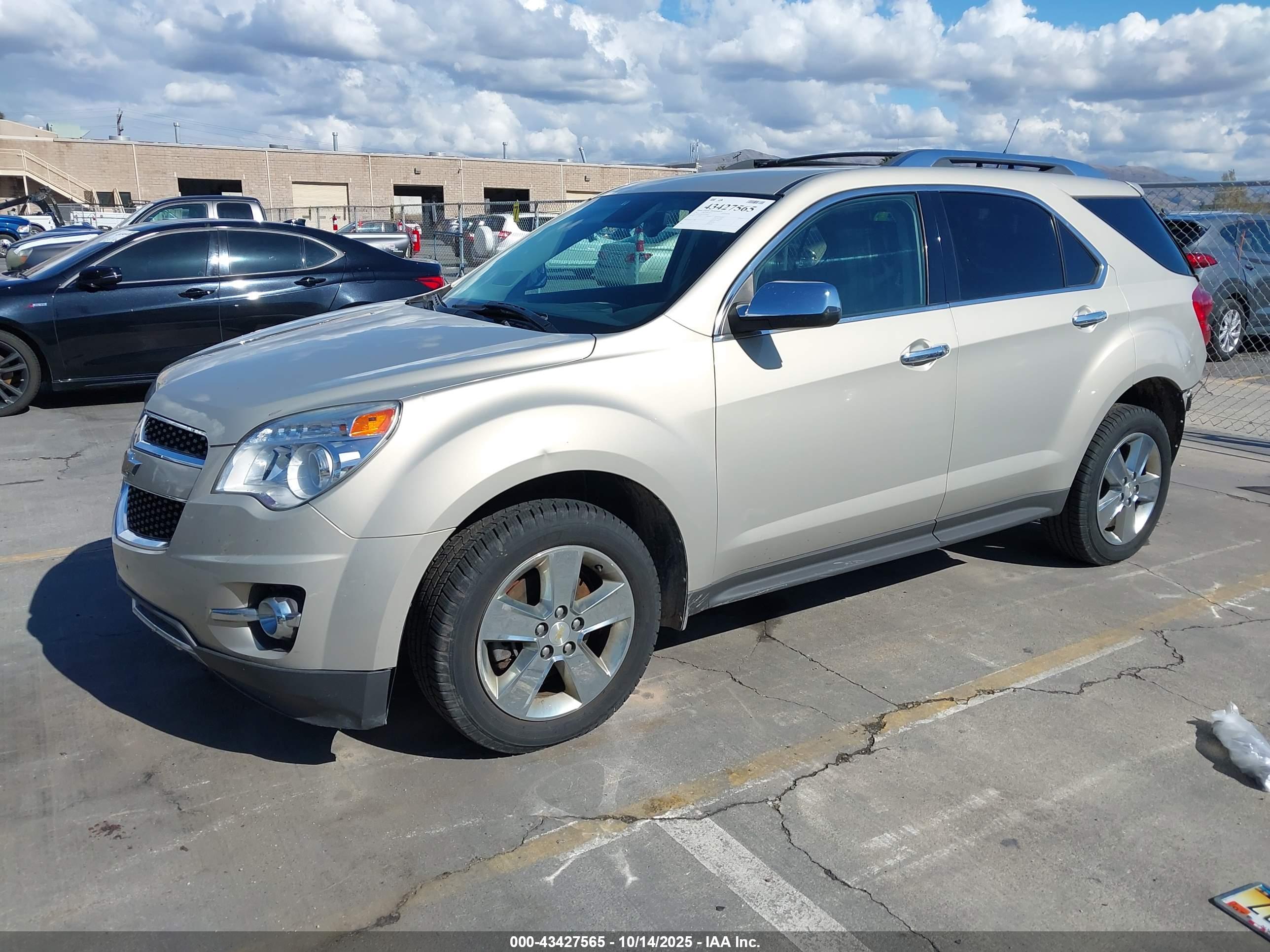 CHEVROLET EQUINOX image 2