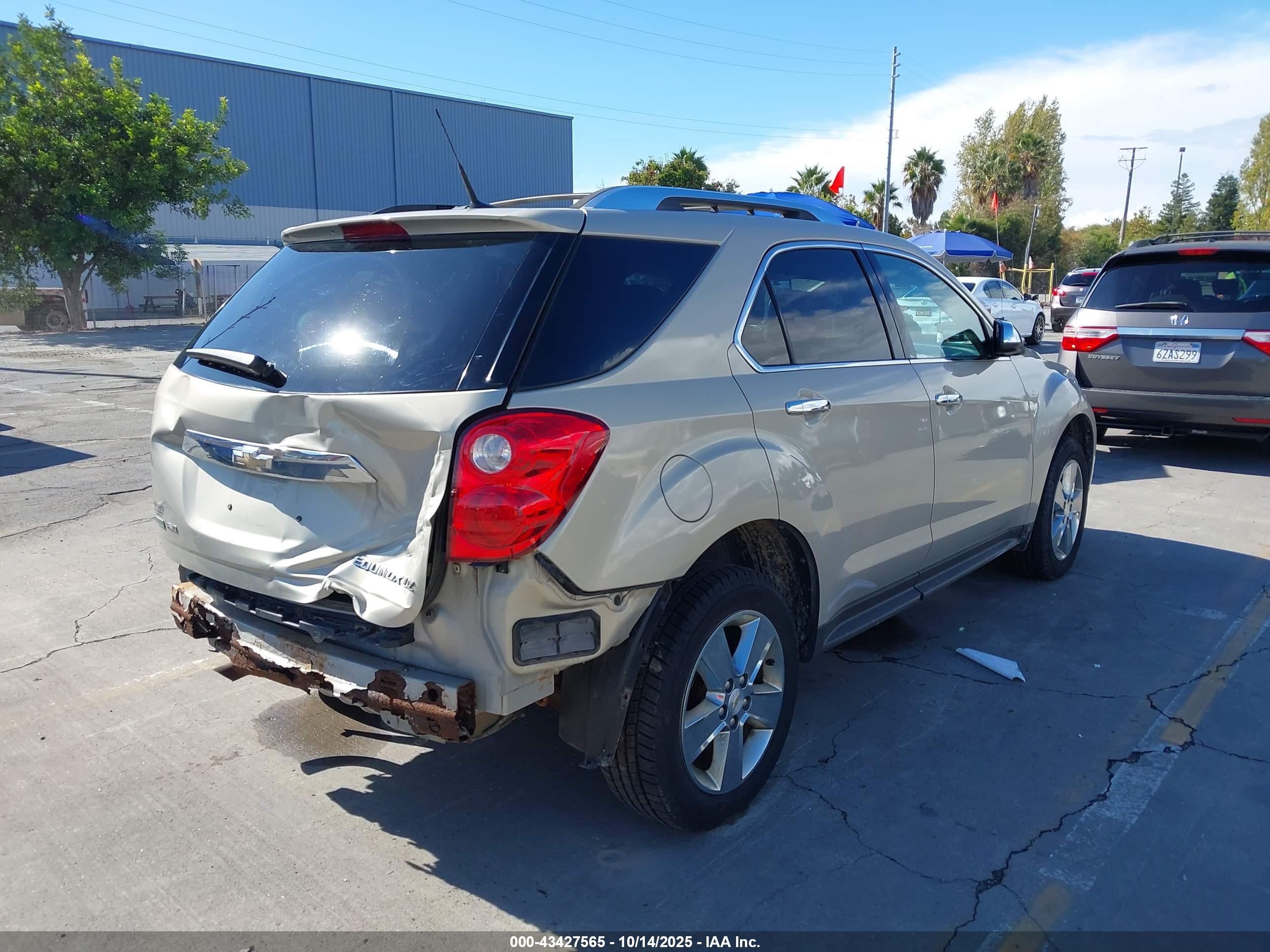 CHEVROLET EQUINOX image 6