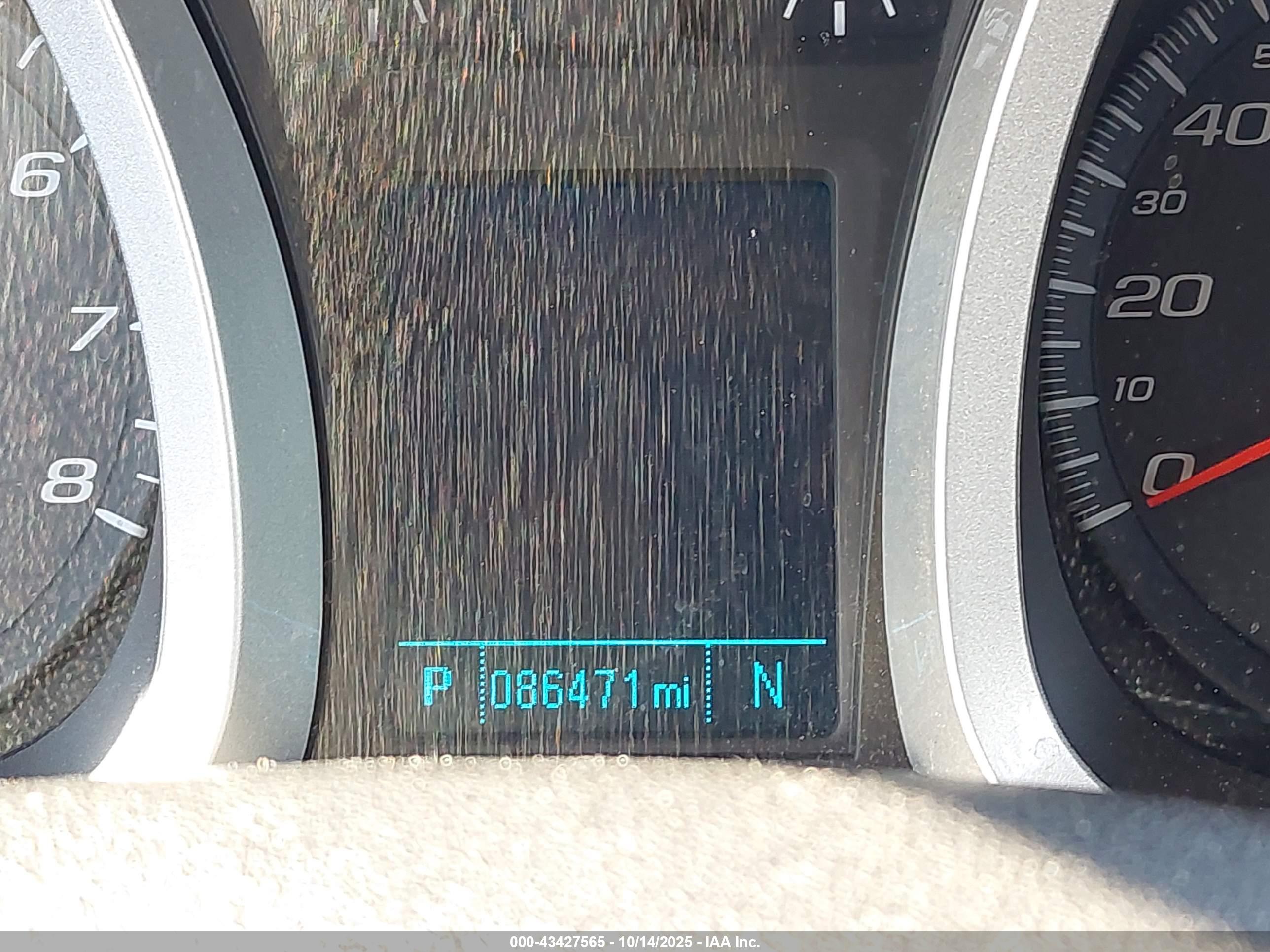 CHEVROLET EQUINOX image 7