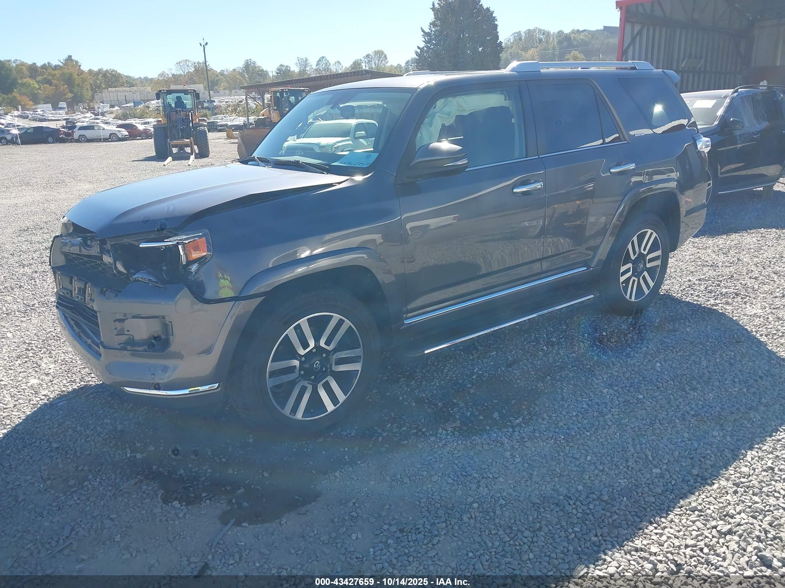 TOYOTA 4RUNNER image 2