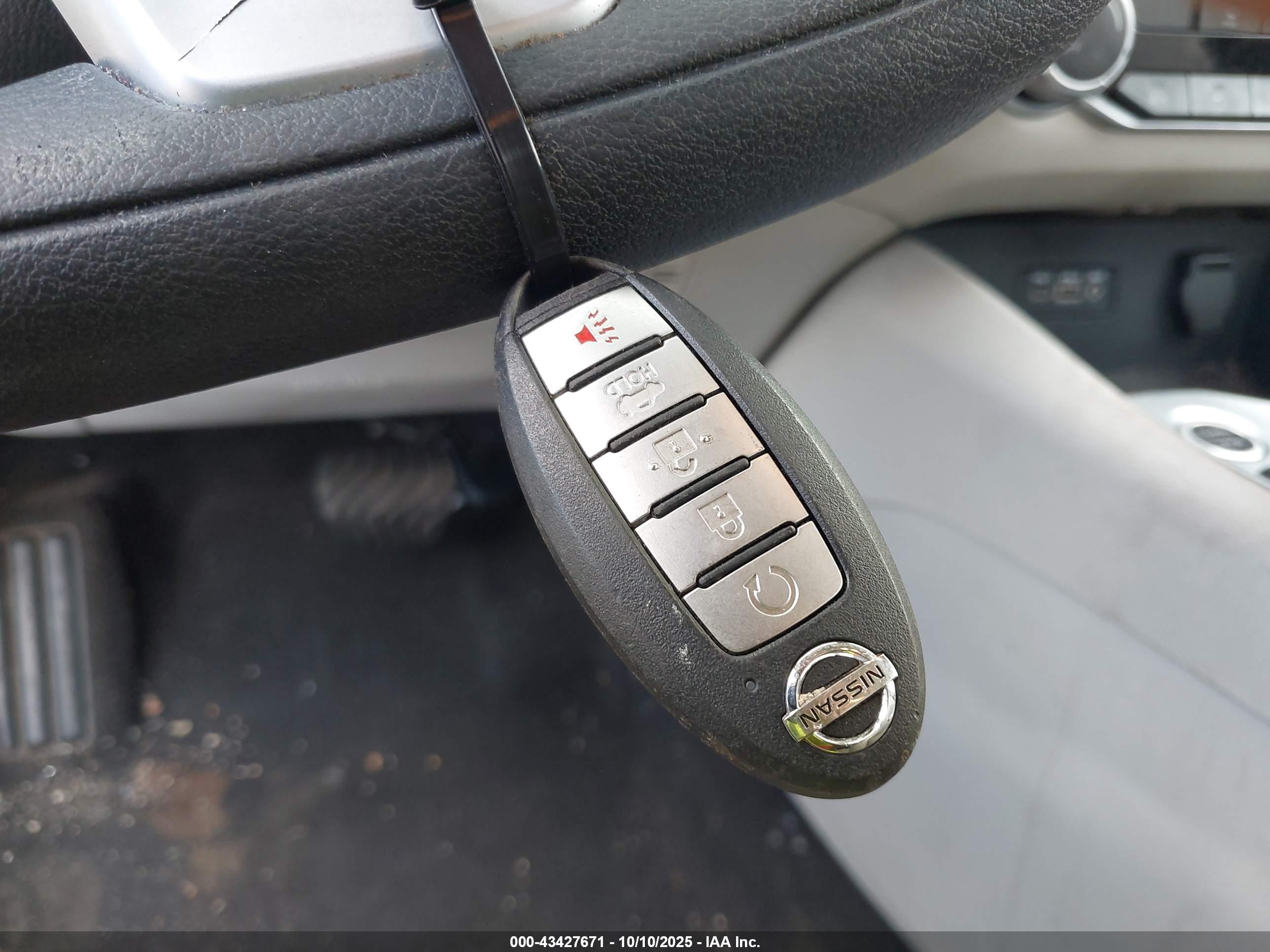 NISSAN ALTIMA image 11