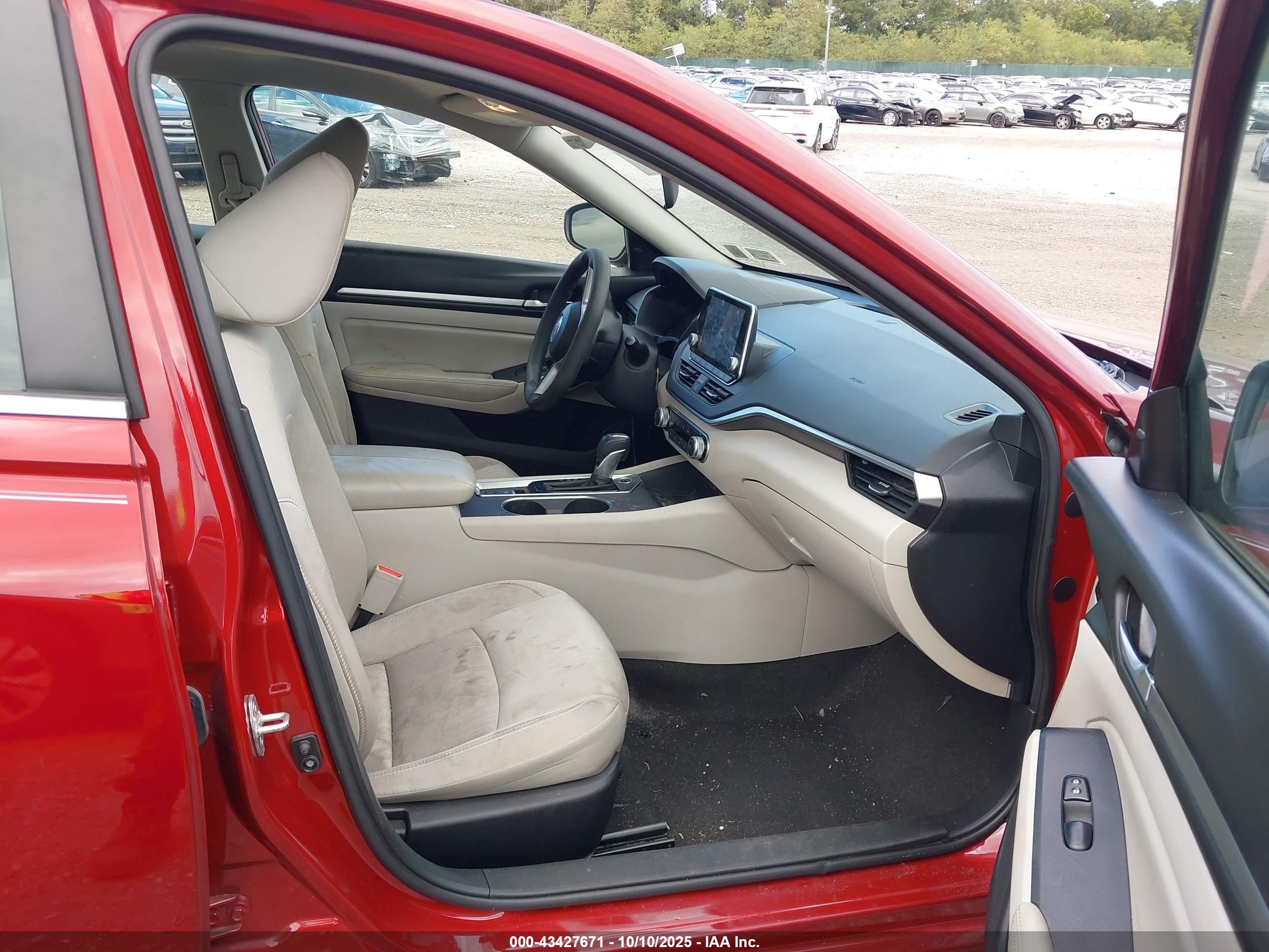 NISSAN ALTIMA image 5