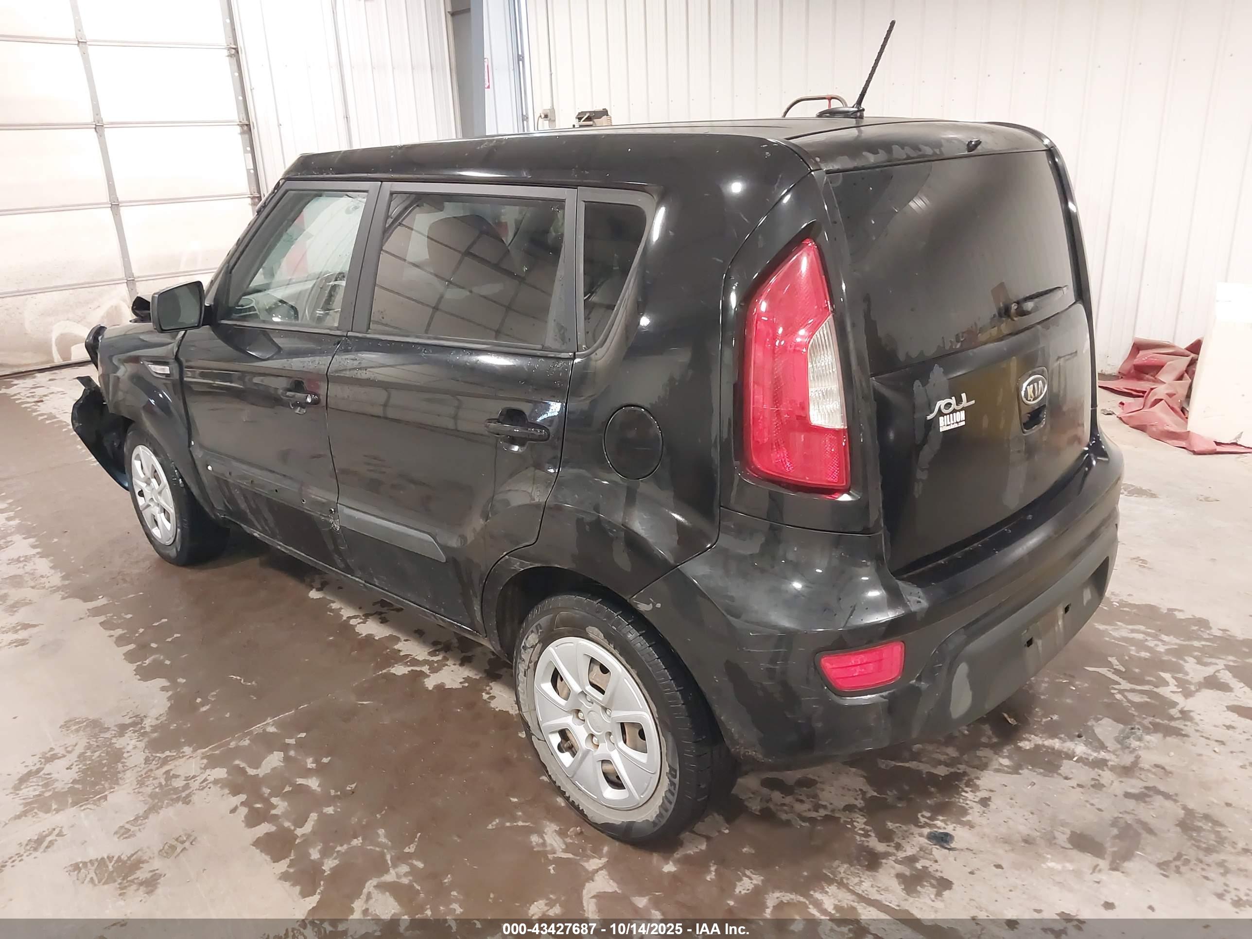KIA SOUL image 3