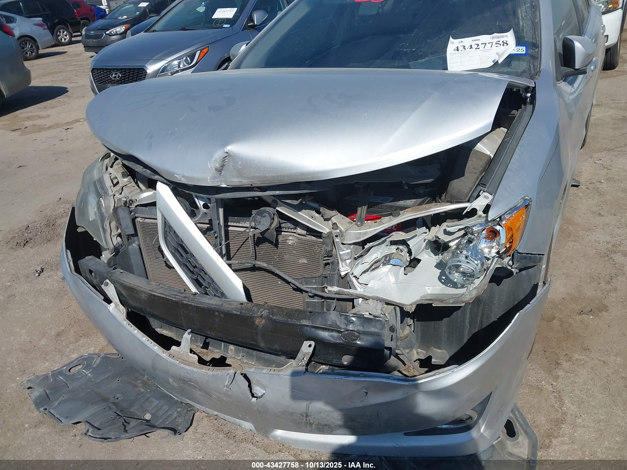 TOYOTA CAMRY image 6