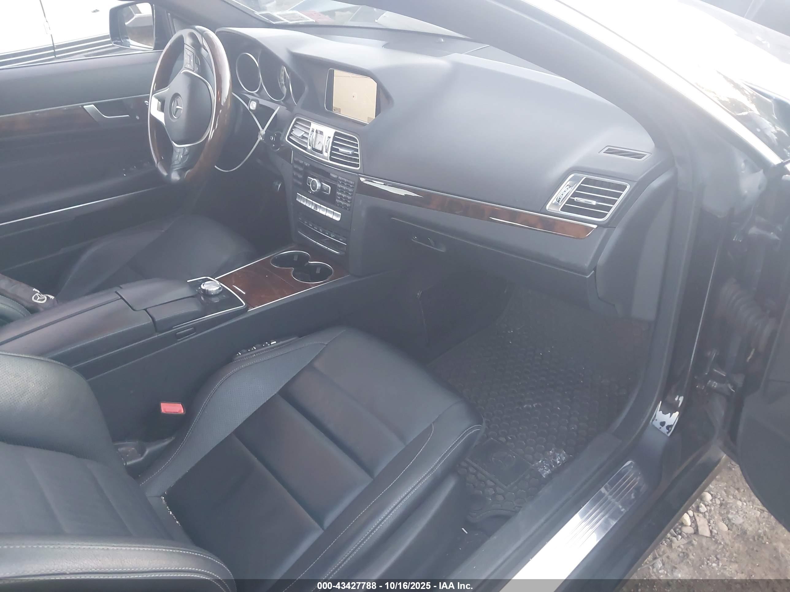 MERCEDES-BENZ E image 5