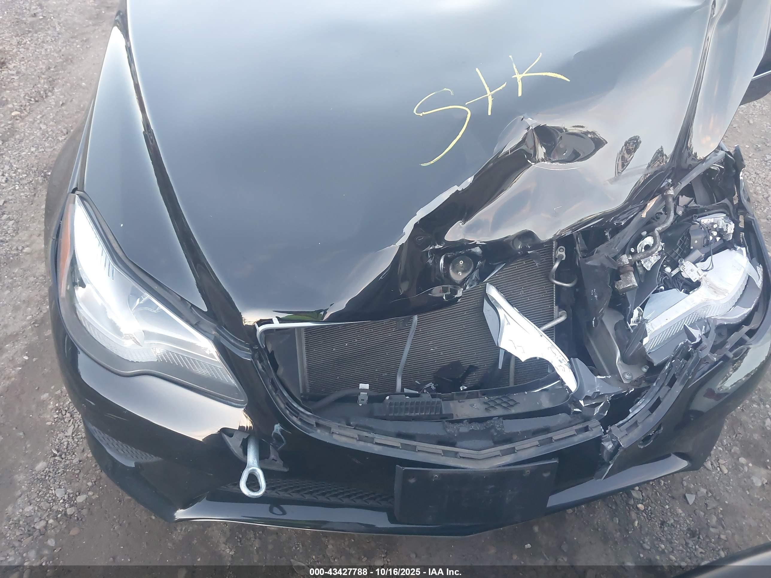 MERCEDES-BENZ E image 6