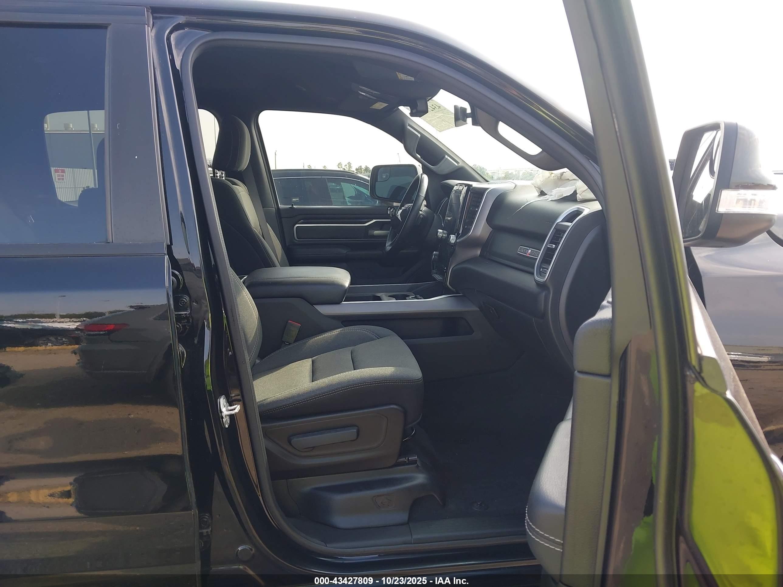 RAM 1500 image 5