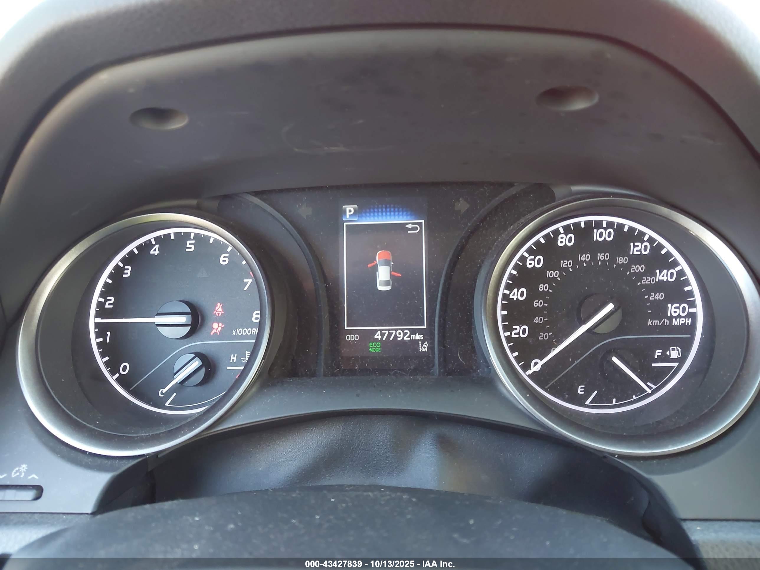 TOYOTA CAMRY image 7