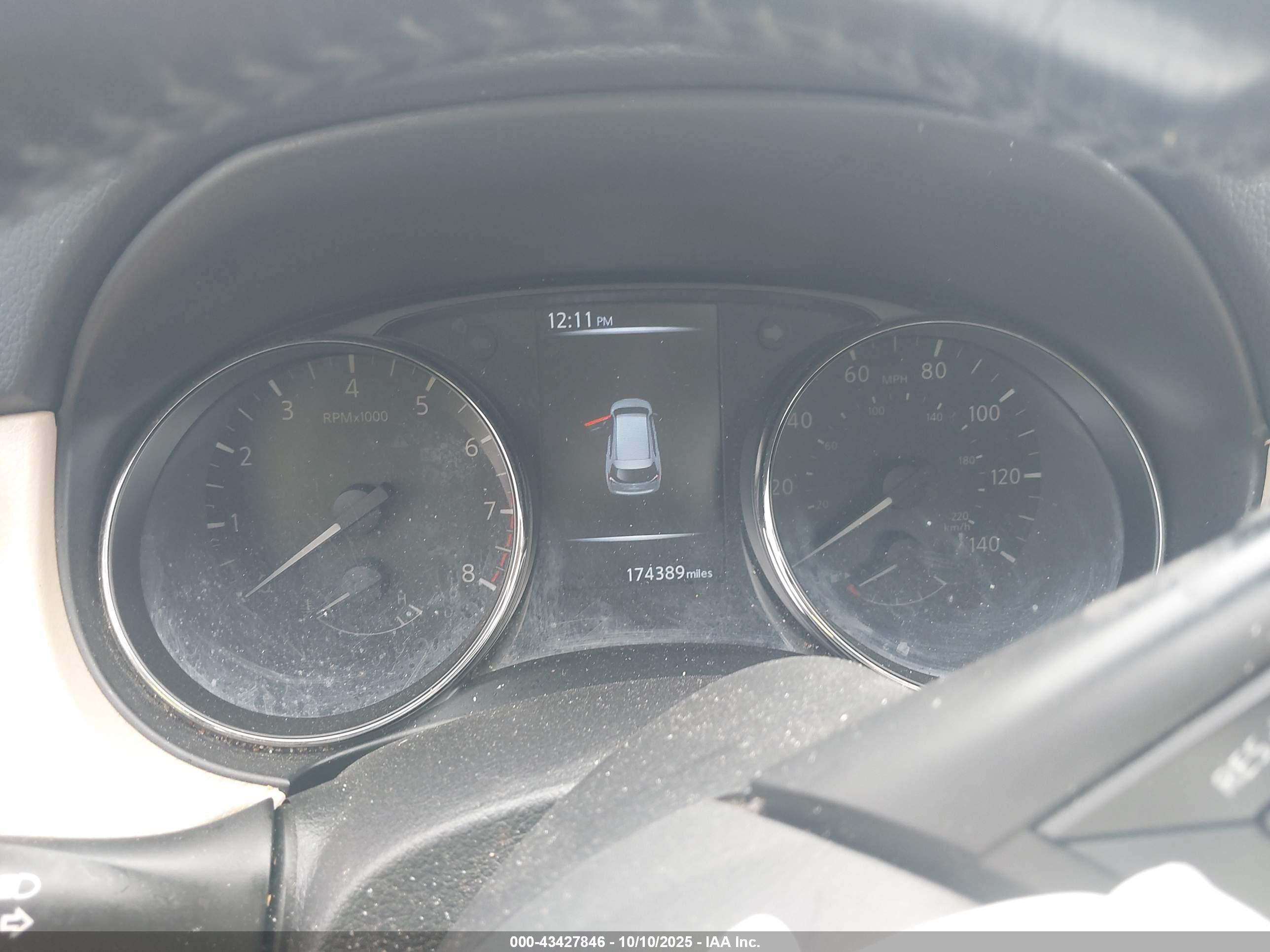 NISSAN ROGUE image 7