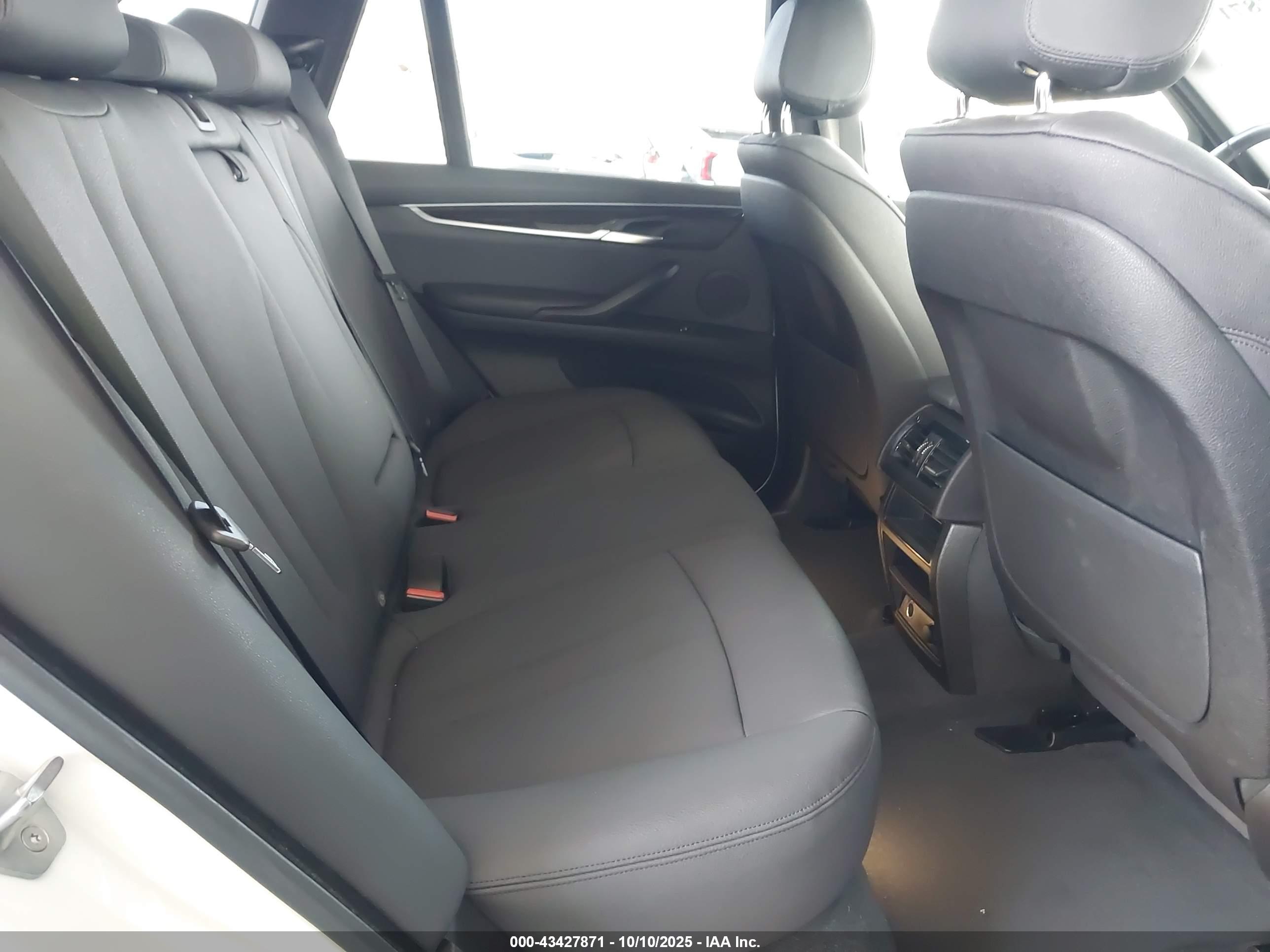 BMW X5 image 8