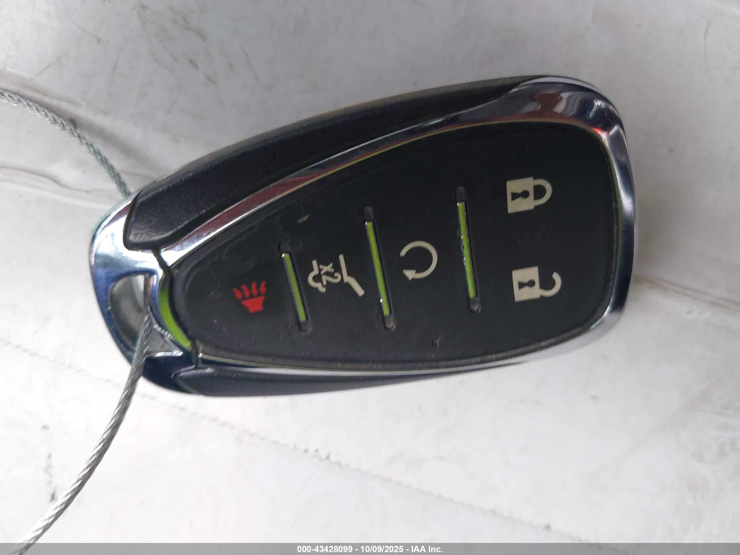 CHEVROLET EQUINOX image 11