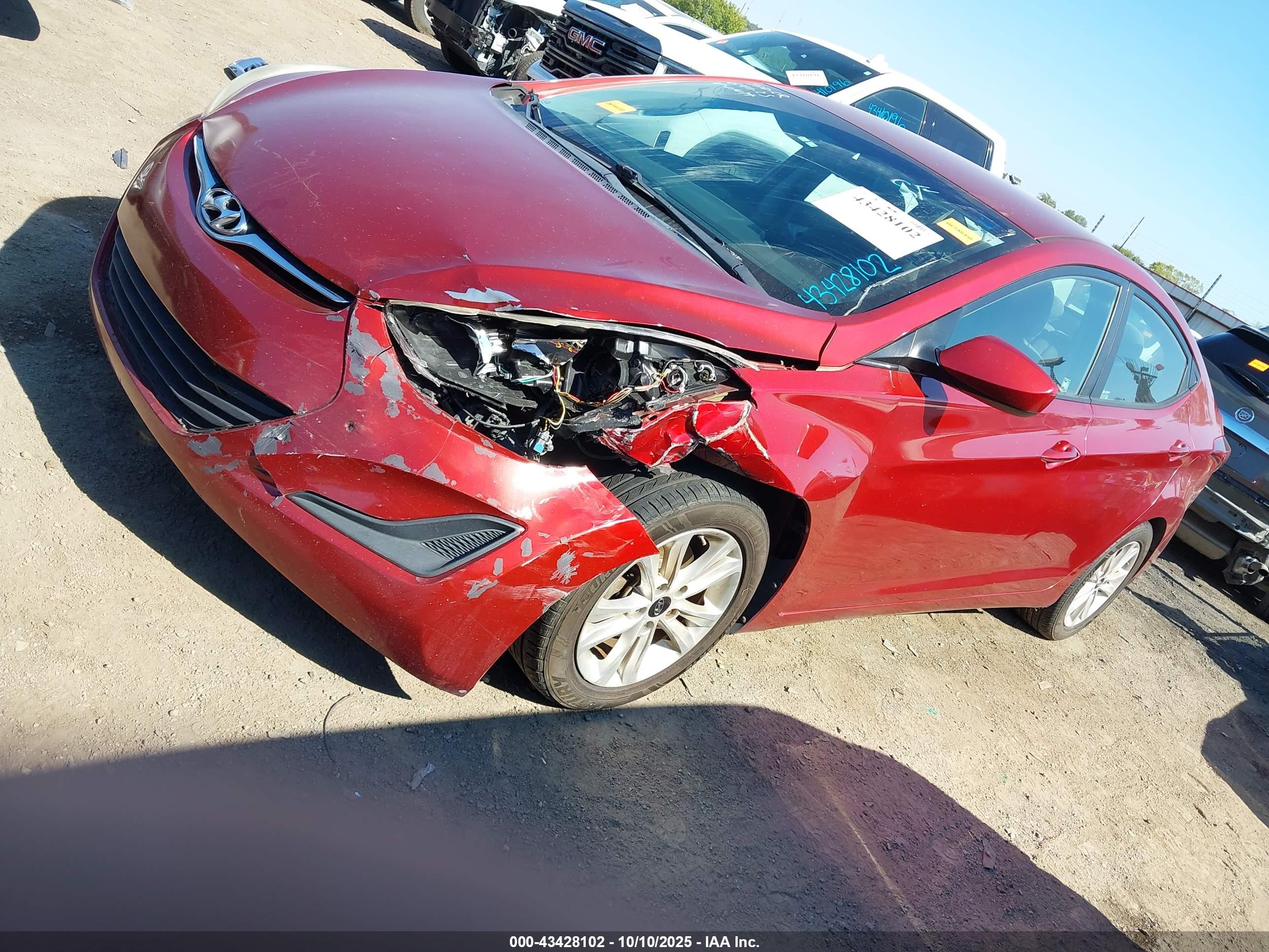 HYUNDAI ELANTRA image 2