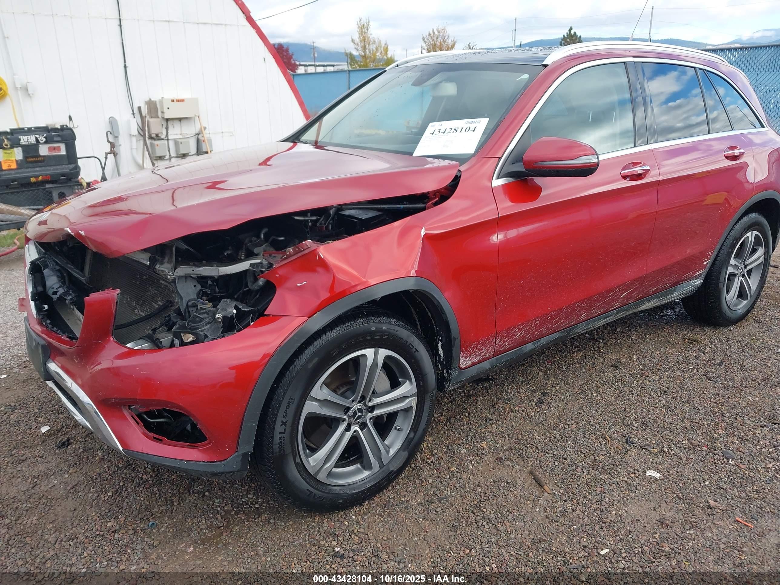 MERCEDES-BENZ GLC image 6