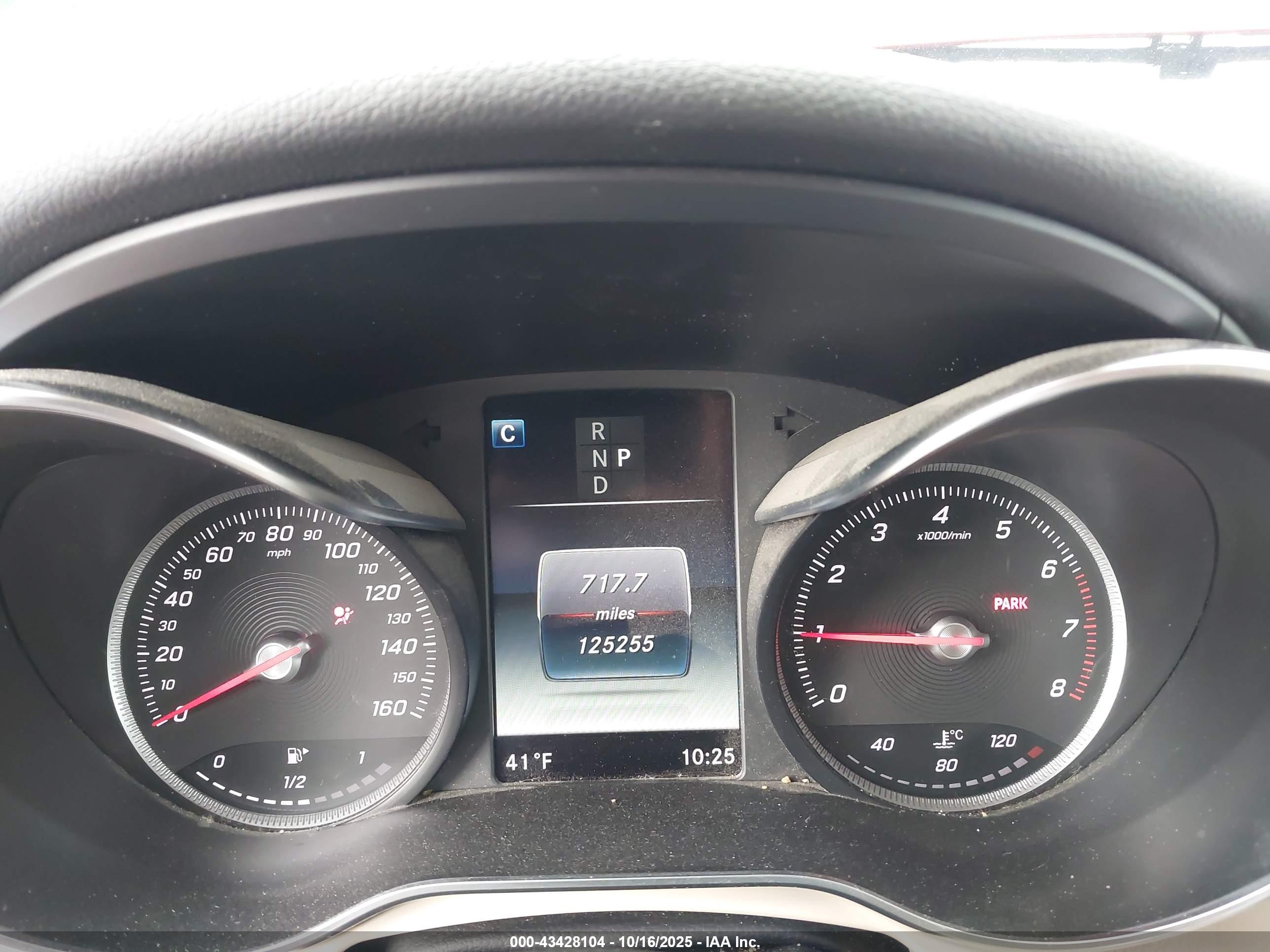 MERCEDES-BENZ GLC image 7