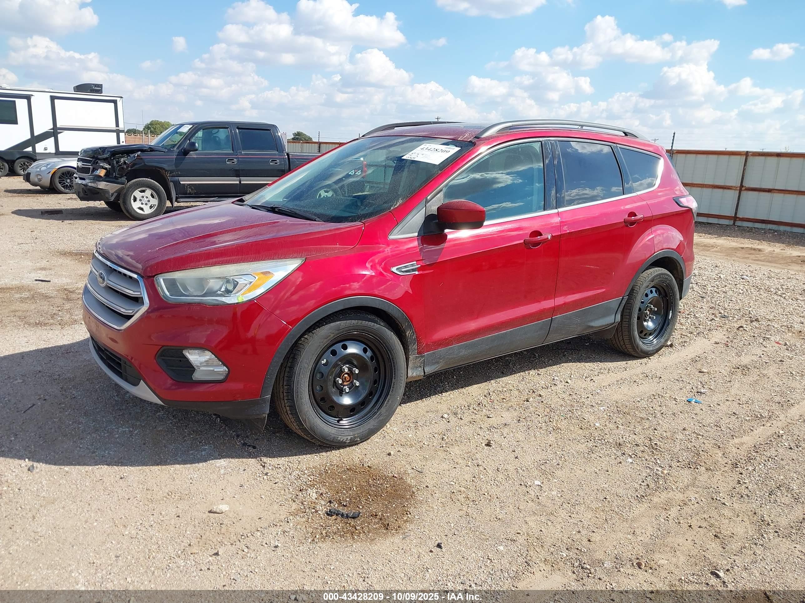 FORD ESCAPE image 2