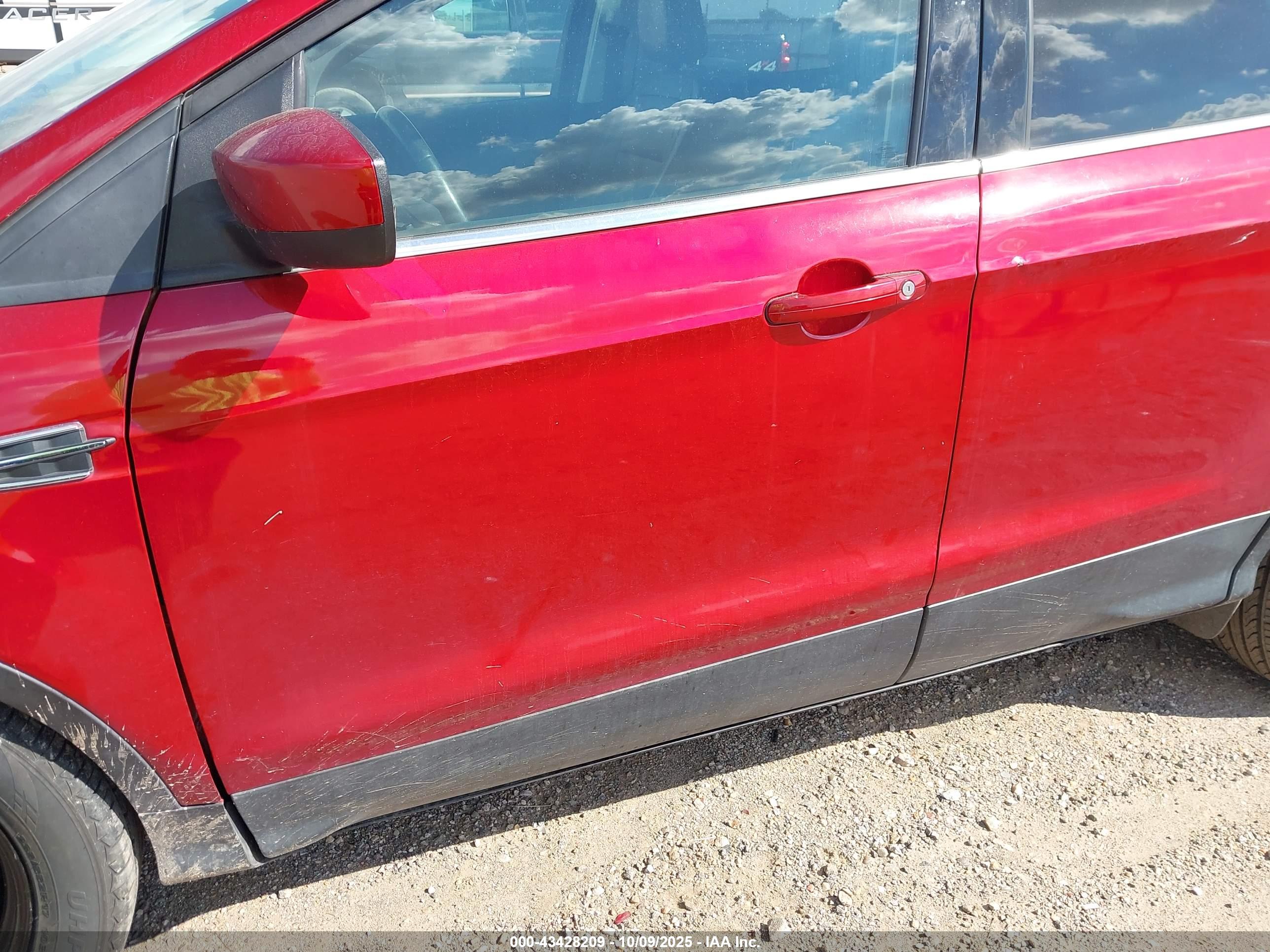 FORD ESCAPE image 6